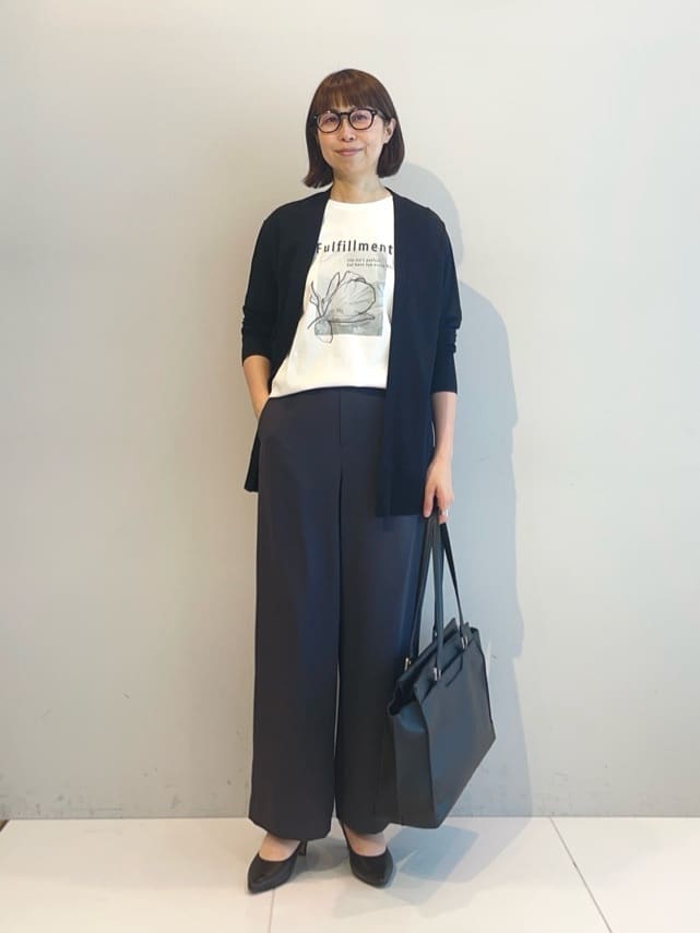 murayamaさんの「INDIVI｜【UVケア／選べるグラフィック】スムースジャージTシャツ」を使ったコーディネート