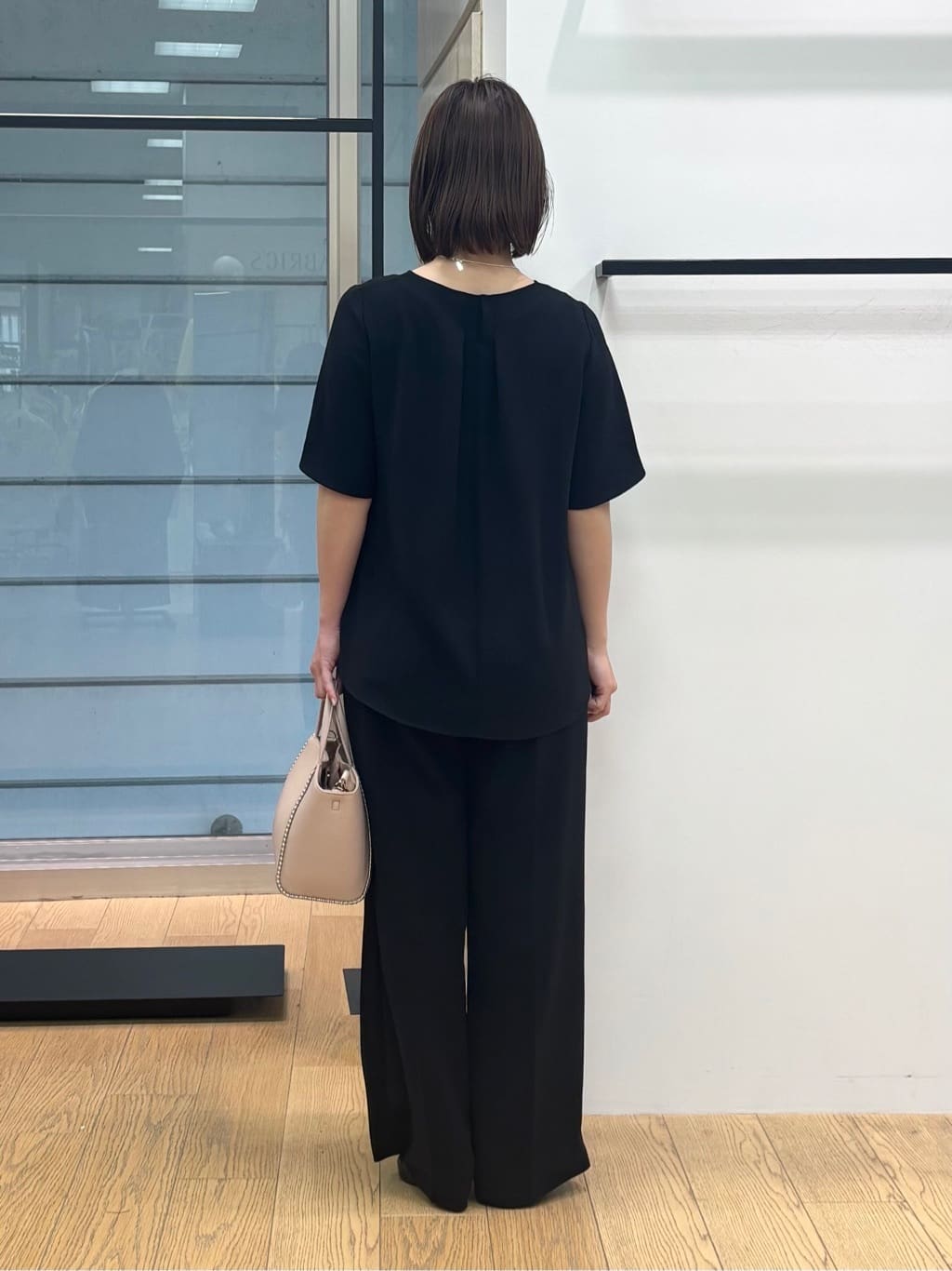 asamiさんの「INDIVI｜【着る日傘】シフォンドッキングブラウス」を使ったコーディネート