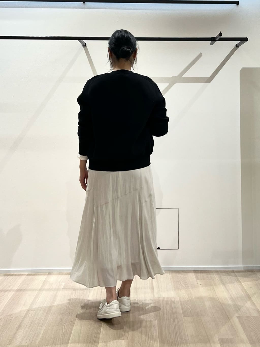 TOMOMIさんの「UNTITLED｜【軽羽織り/セットアップ可】ジップアップニットカーディガン」を使ったコーディネート