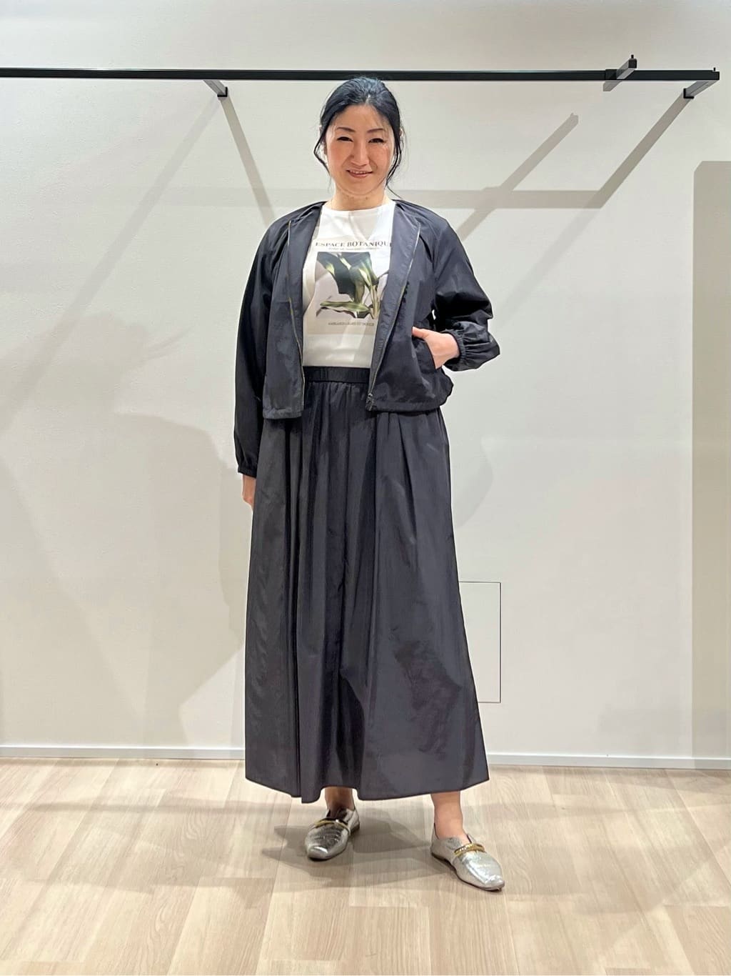 TOMOMIさんの「UNTITLED｜【セットアップ可/はっ水】シャイニータイプライターブルゾン」を使ったコーディネート
