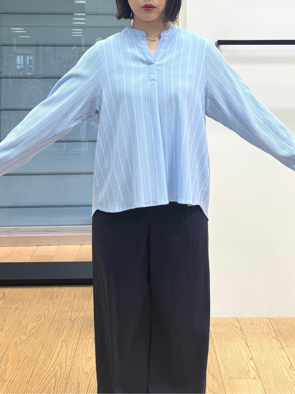 asamiさんの「INDIVI｜【洗える／着心地楽ちん】ブラウス風ストライプカットソートップス」を使ったコーディネート