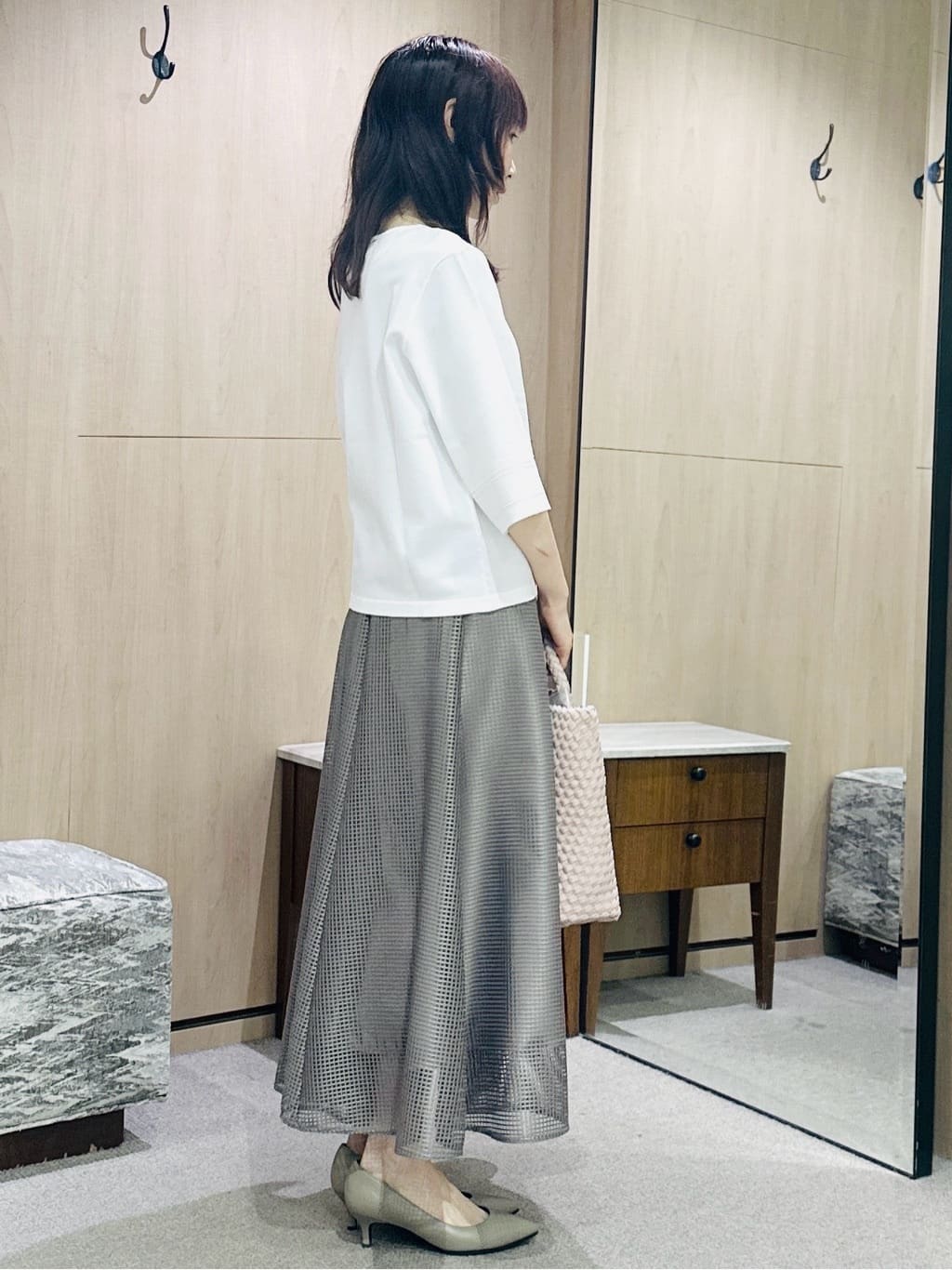 Miwaさんの「UNTITLED｜【洗える/清涼感】袖スリットニットプルオーバー」を使ったコーディネート