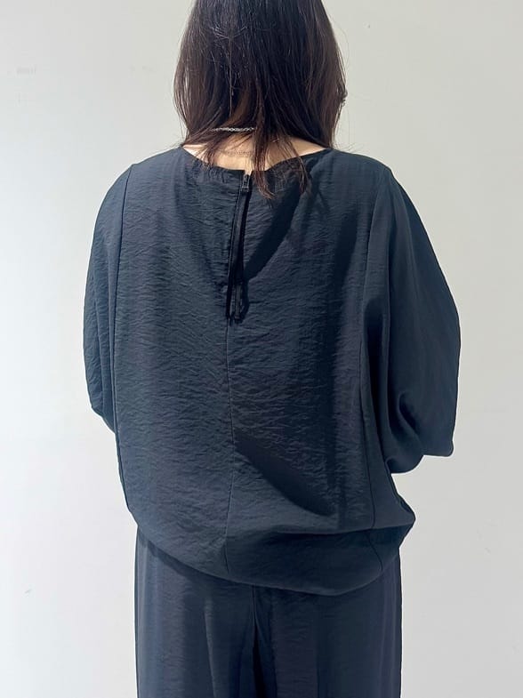 そんさんの「INDIVI｜【洗える／5分袖／UVケア／SETUP可能】モモンガスリーブブラウス」を使ったコーディネート