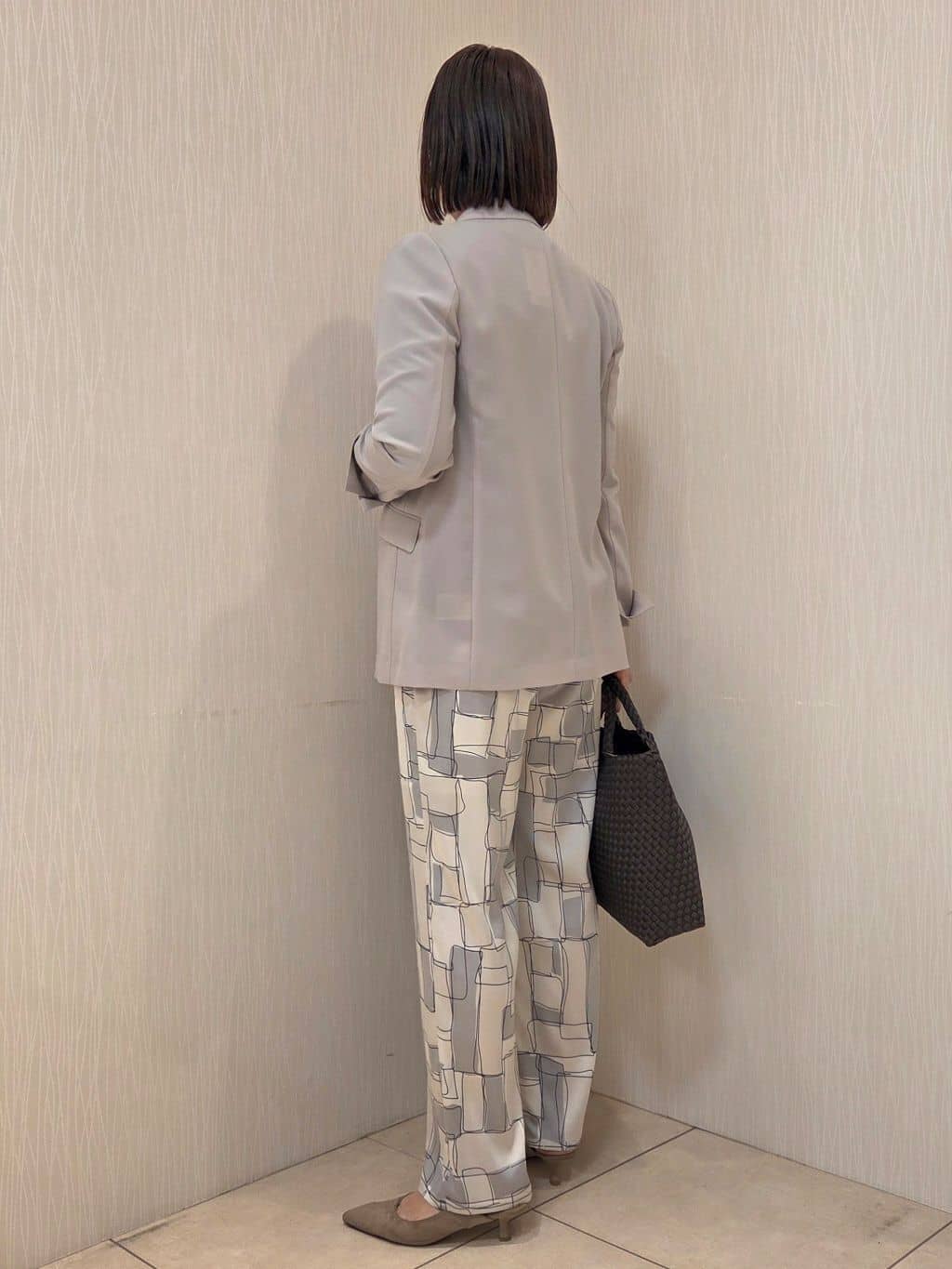naokoさんの「UNTITLED｜【新色追加/セットアップ可】エアリー ダブルブレストジャケット」を使ったコーディネート