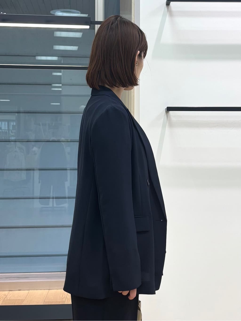 asamiさんの「INDIVI｜【洗える／UVケア／SETUP可】着る日傘ペプラムブラウス」を使ったコーディネート