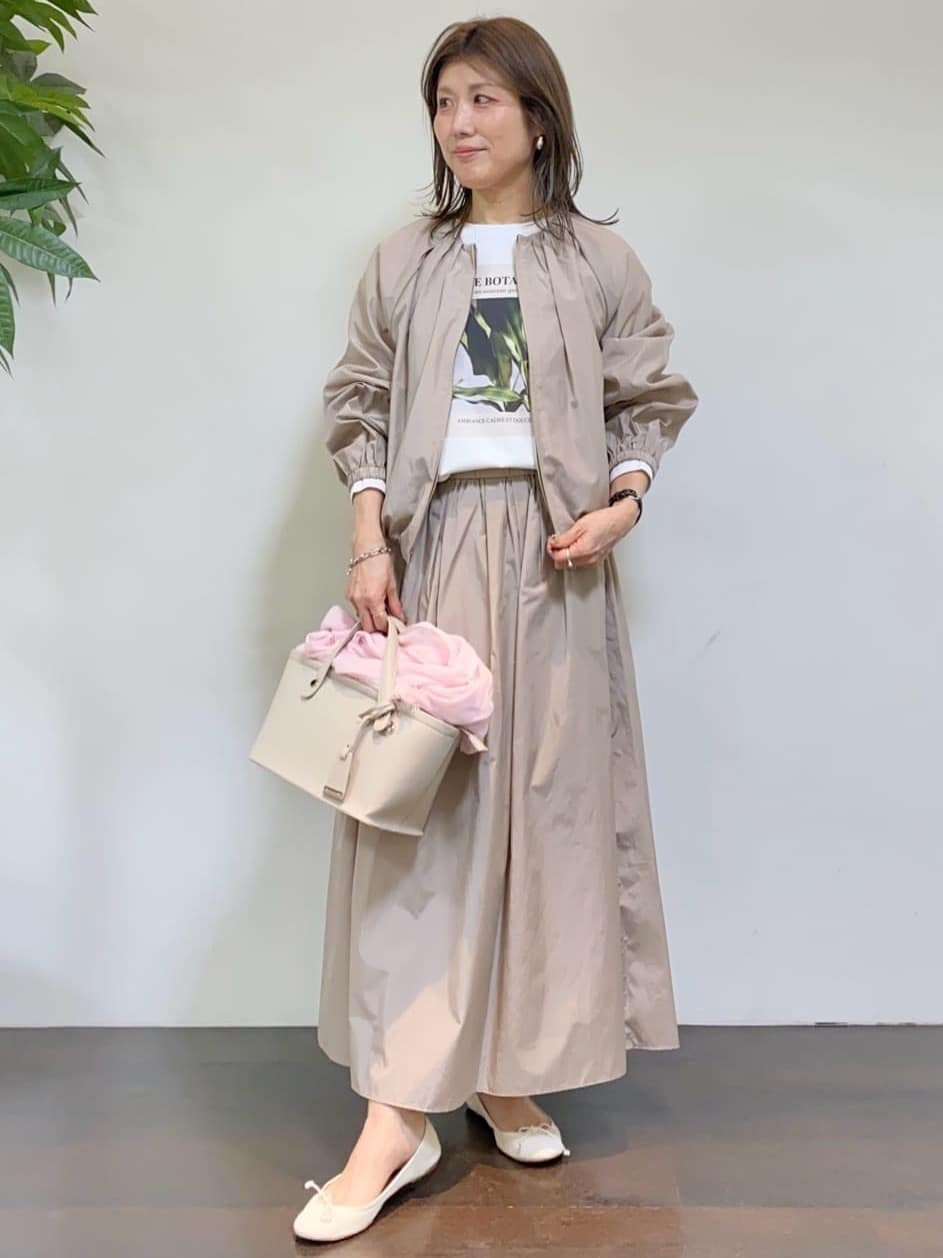 tomoさんの「UNTITLED｜【セットアップ可/はっ水】シャイニータイプライターブルゾン」を使ったコーディネート