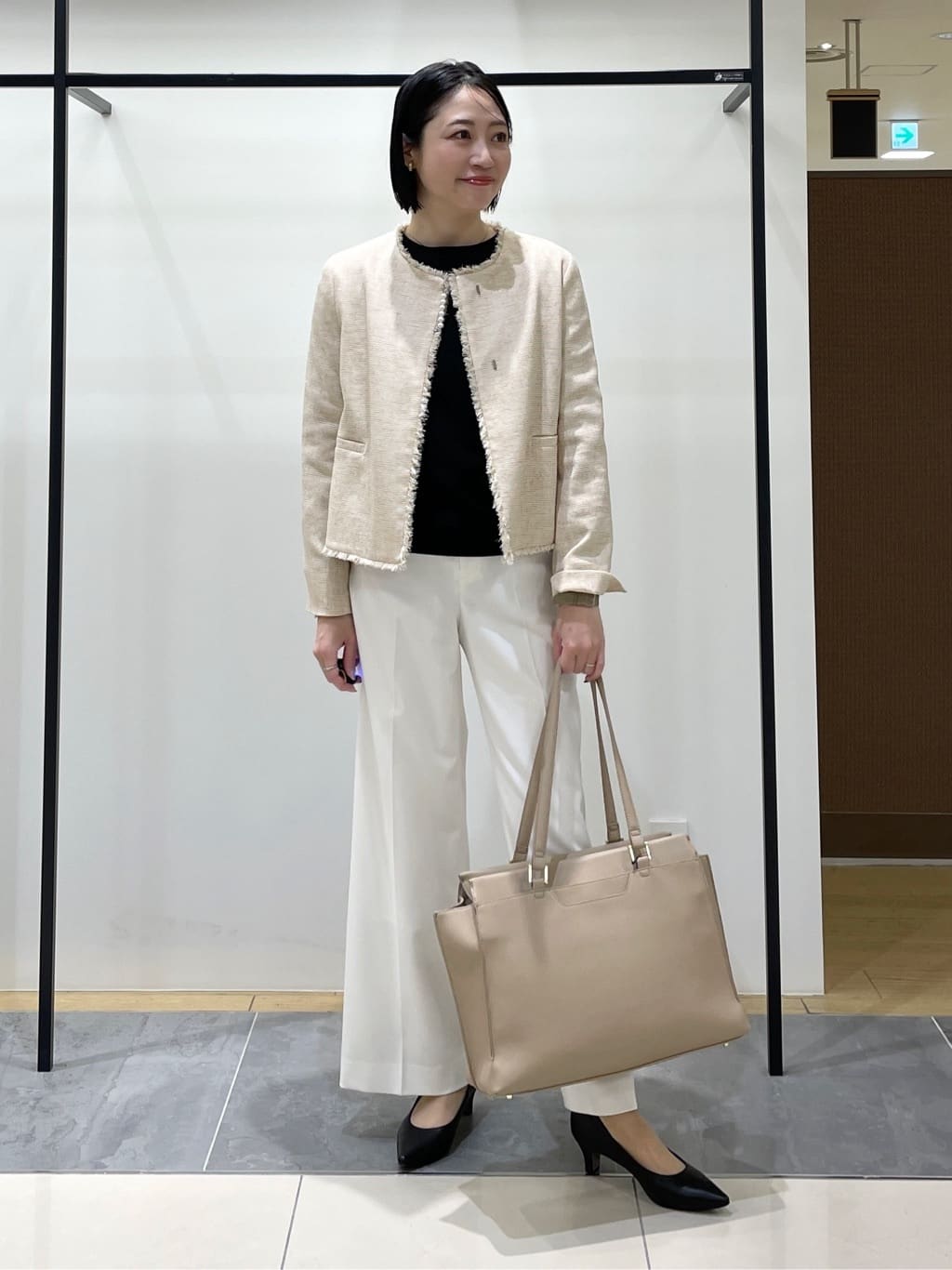 shihoさんの「INDIVI｜【軽量／SETUP可能】ストレッチツイードジャケット」を使ったコーディネート