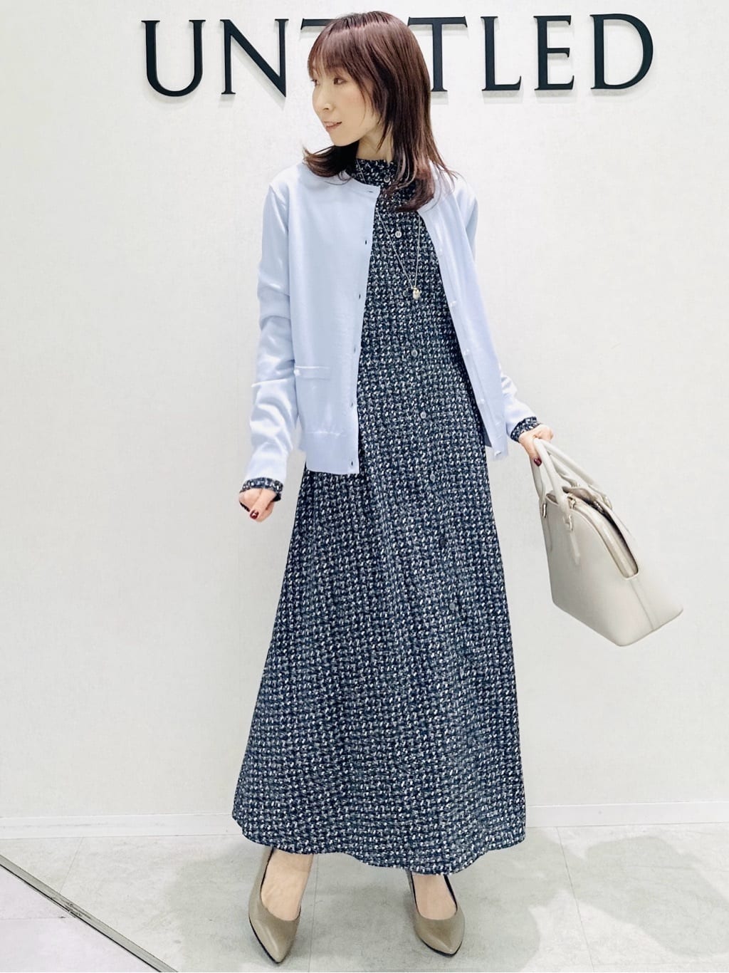 Miwaさんの「UNTITLED｜【アンサンブル可/洗える】クルーネックニットカーディガン」を使ったコーディネート