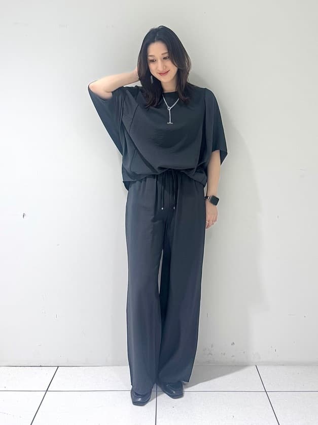 そんさんの「INDIVI｜【洗える／5分袖／UVケア／SETUP可能】モモンガスリーブブラウス」を使ったコーディネート