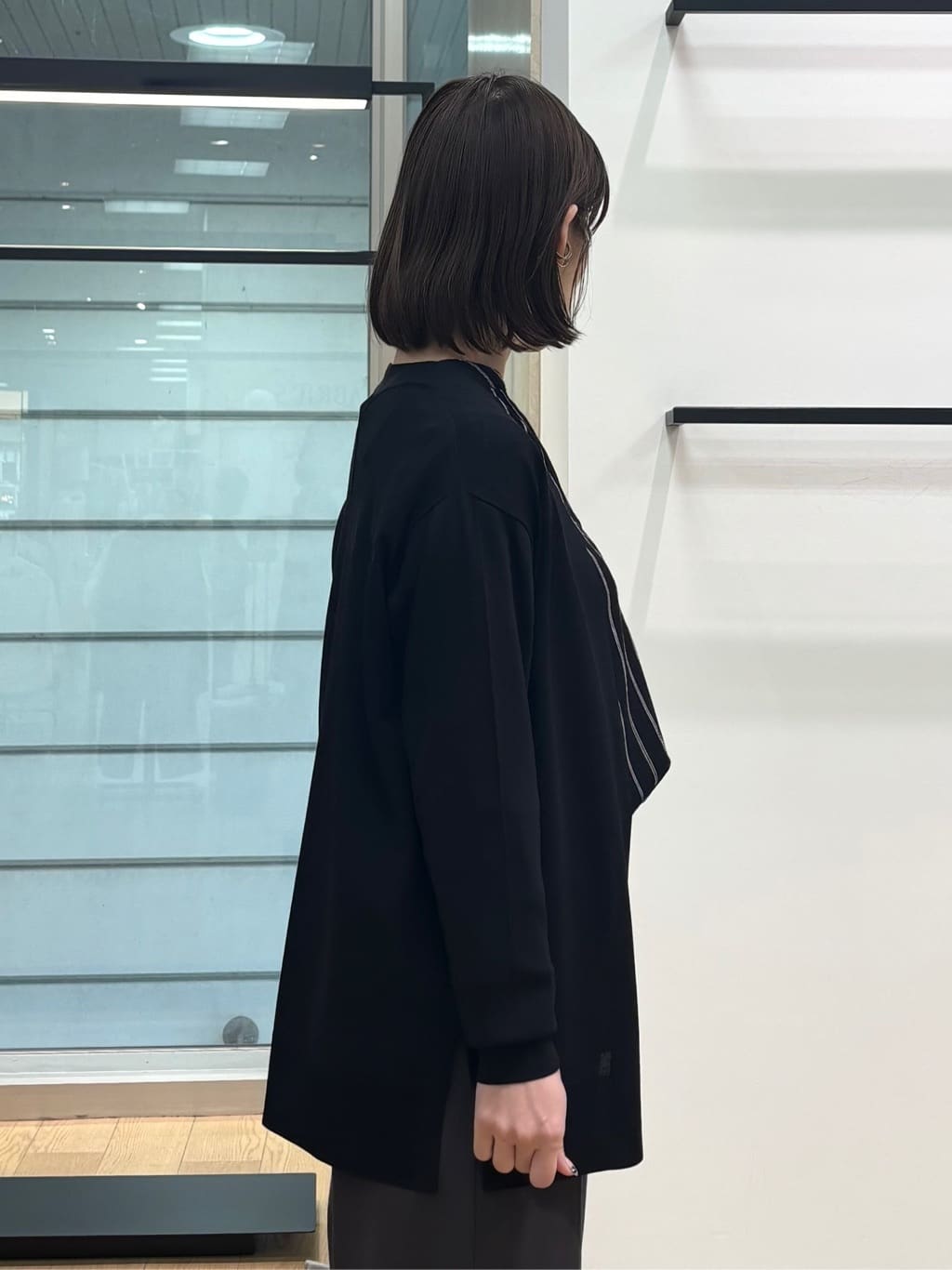 asamiさんの「INDIVI｜【洗える／着心地楽ちん】ブラウス風ストライプカットソートップス」を使ったコーディネート