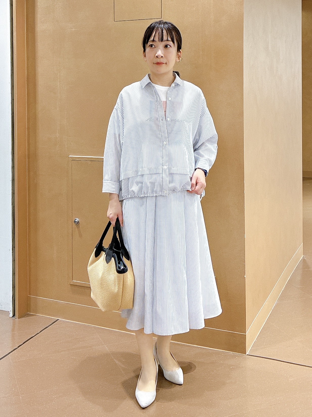 hattoriさんの「INDIVI｜【UVケア／選べるグラフィック】スムースジャージTシャツ」を使ったコーディネート