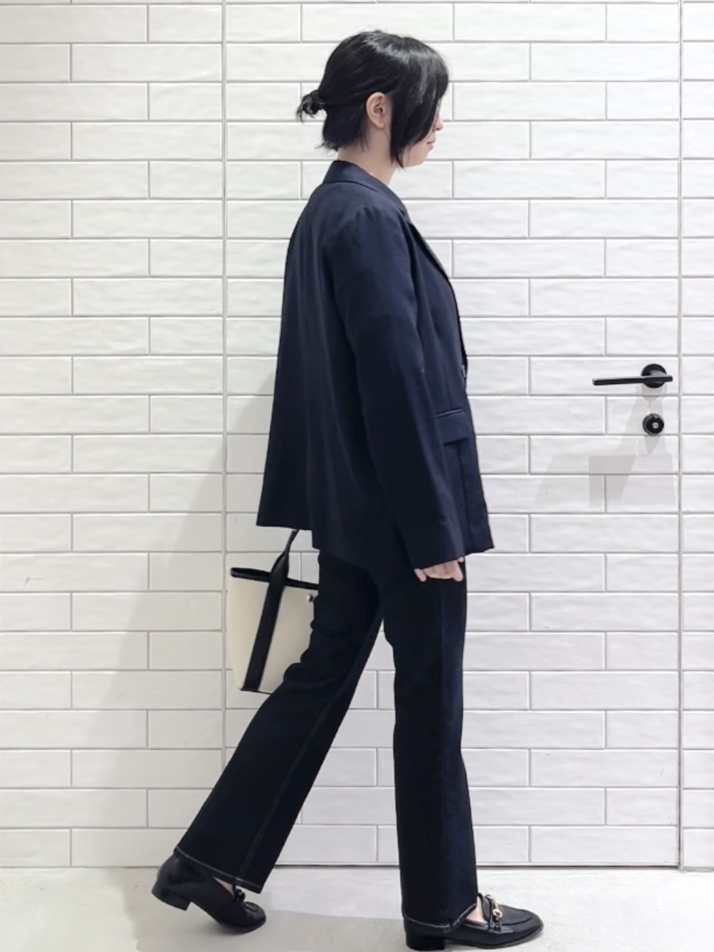 しおりさんの「OPAQUE.CLIP｜【UV／接触冷感】ダブルブレストジャケット《防シワ加工／洗える》」を使ったコーディネート