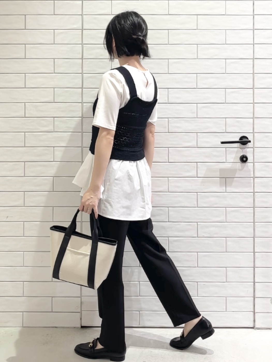 しおりさんの「OPAQUE.CLIP｜テープヤーンビスチェニット【洗濯機OK／抗ピル】」を使ったコーディネート
