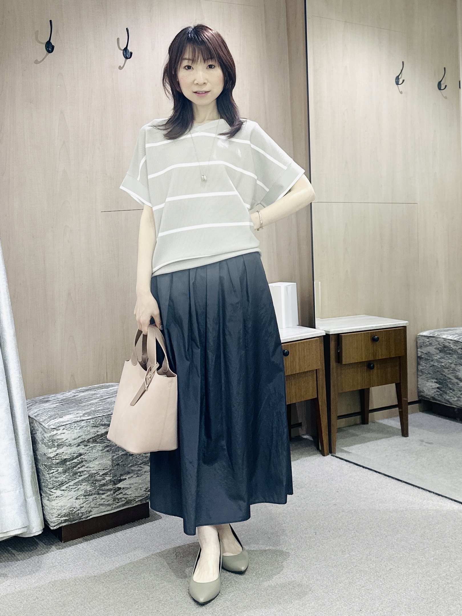 Miwaさんの「UNTITLED｜【11色展開/体型カバー】前後2WAYフレンチスリーブニット」を使ったコーディネート