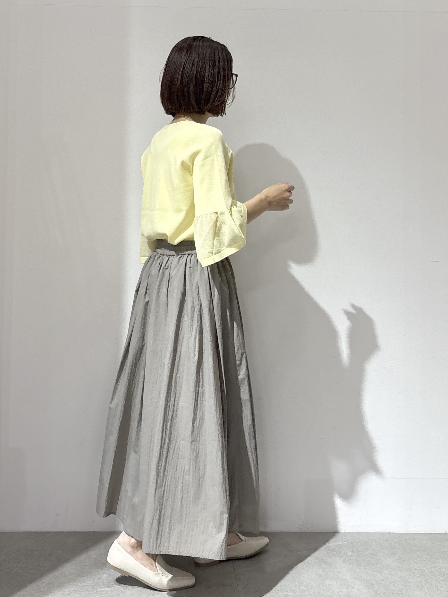 NAKAさんの「OPAQUE.CLIP｜シアーフレアスリーブニット【洗濯機OK／抗ピル】」を使ったコーディネート