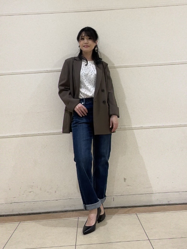 watanabeさんの「UNTITLED｜【新色追加/セットアップ可】エアリー ダブルブレストジャケット」を使ったコーディネート
