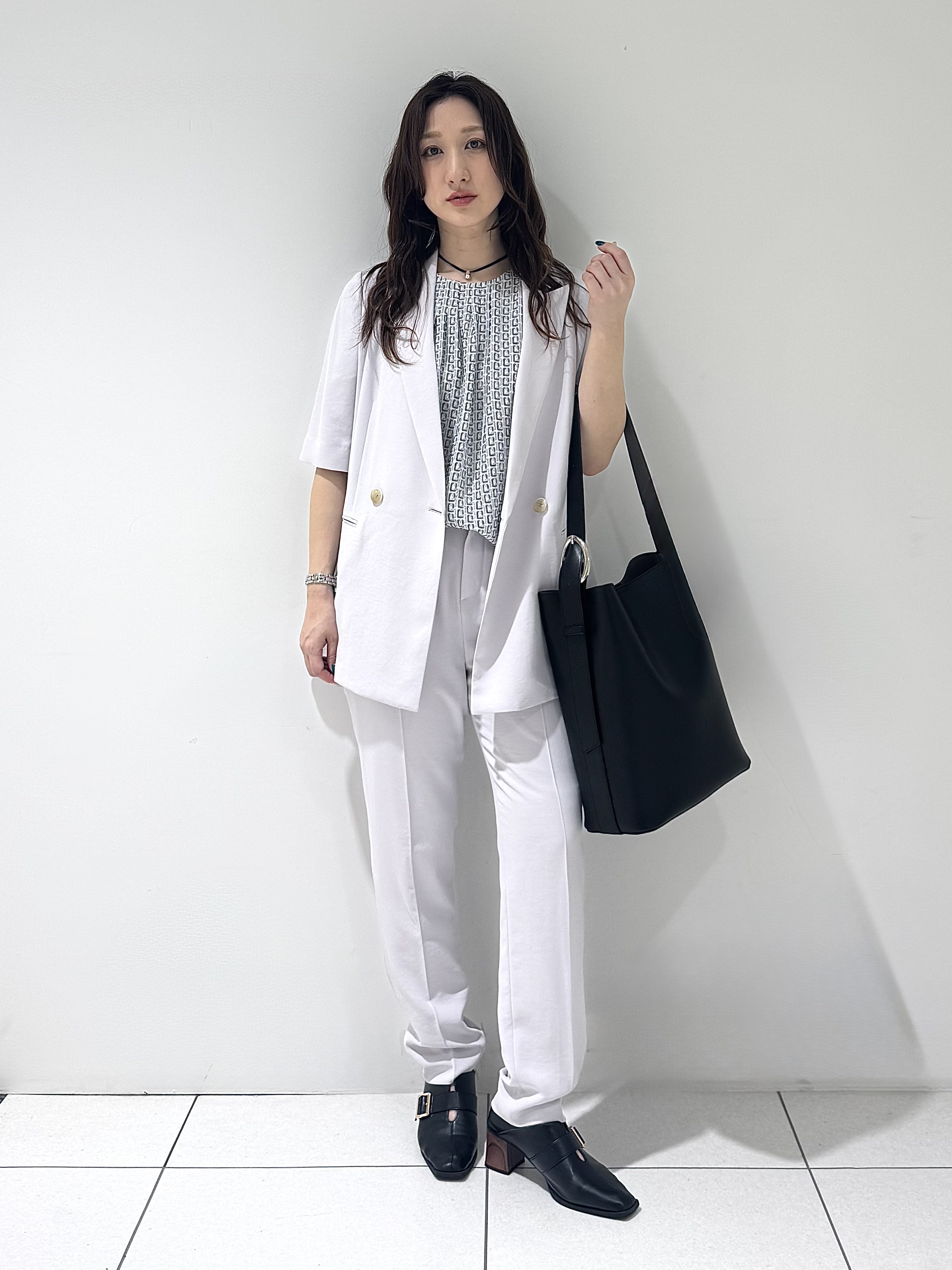 そんさんの「INDIVI｜【着る日傘】ハーフスリーブダブルジャケット」を使ったコーディネート