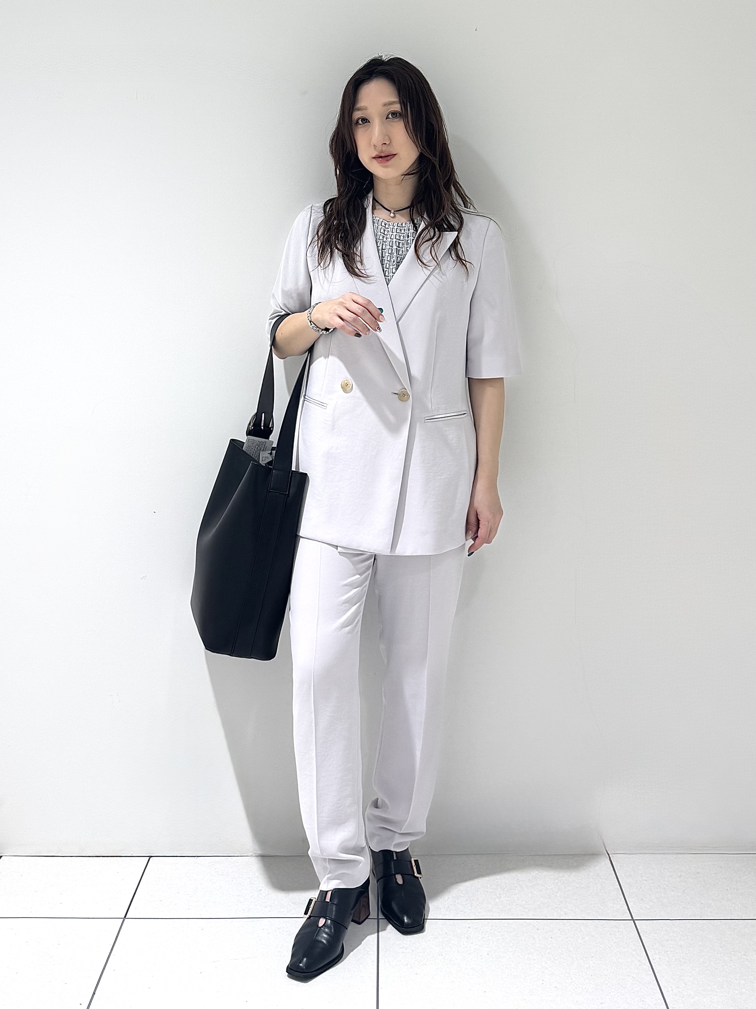 そんさんの「INDIVI｜【着る日傘】ハーフスリーブダブルジャケット」を使ったコーディネート