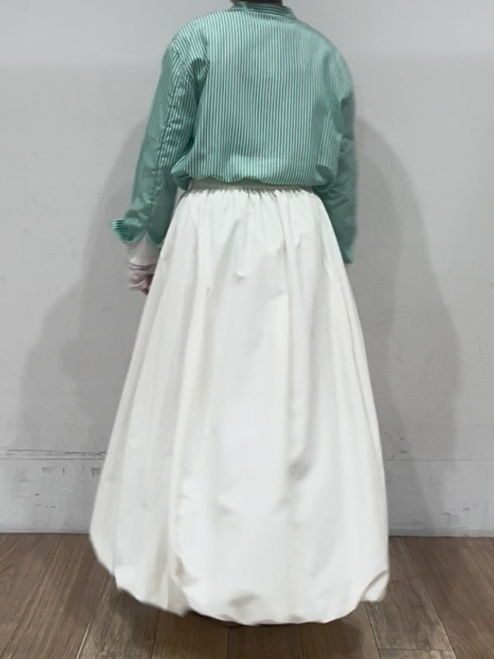 山さんさんの「grove｜【貴島明日香さん着用】お仕事も普段も。今どきワークシャツブラウス」を使ったコーディネート