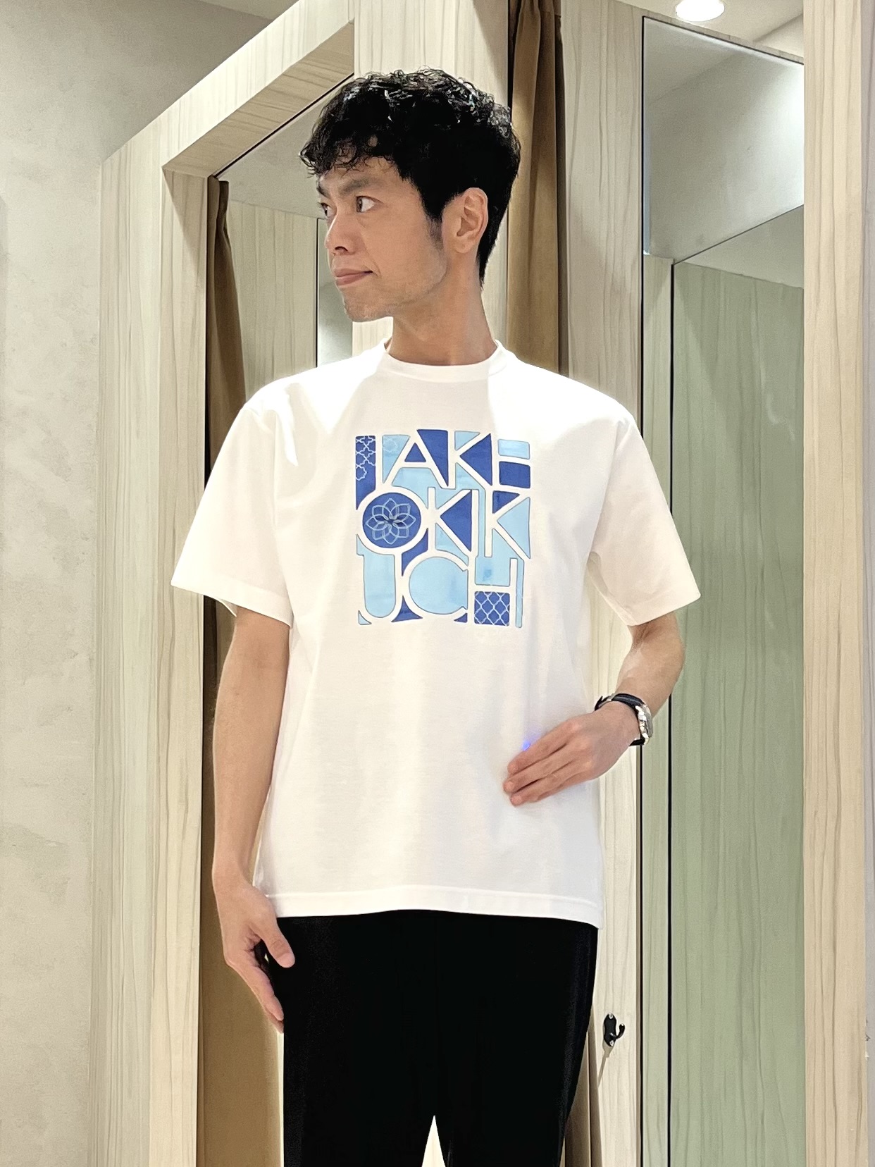 URAさんの「TAKEO KIKUCHI｜【ON／OFF兼用】CARREMANファブリック ノーカラージャケット」を使ったコーディネート