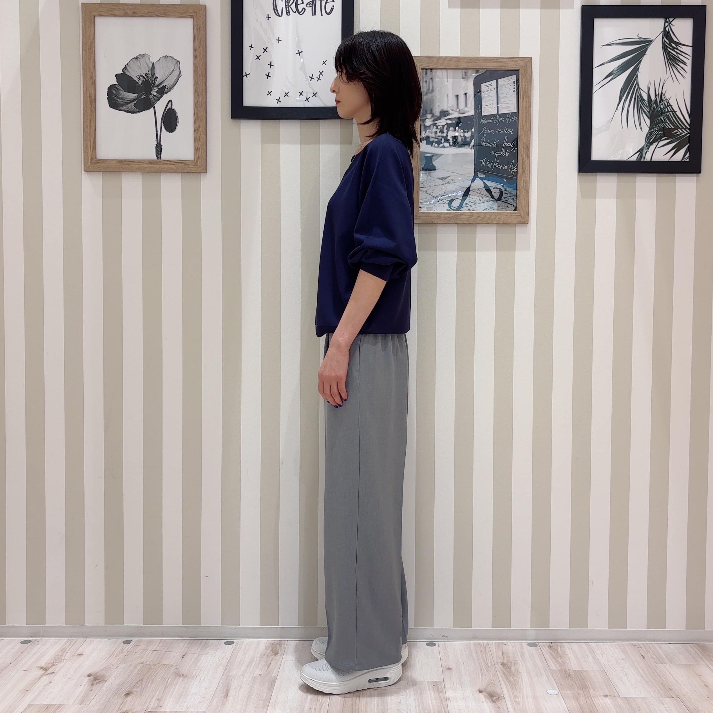 たまごがにさんの「SHOO･LA･RUE｜【洗濯機可/S-LL】さらりと軽やか インせず着られる すっきり見えドルマンニット」を使ったコーディネート