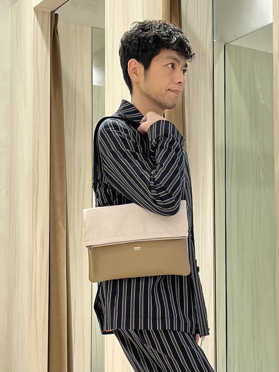 URAさんの「TAKEO KIKUCHI｜【BOWLER HAT LABEL】サッカーストライプ ダブルジャケット」を使ったコーディネート
