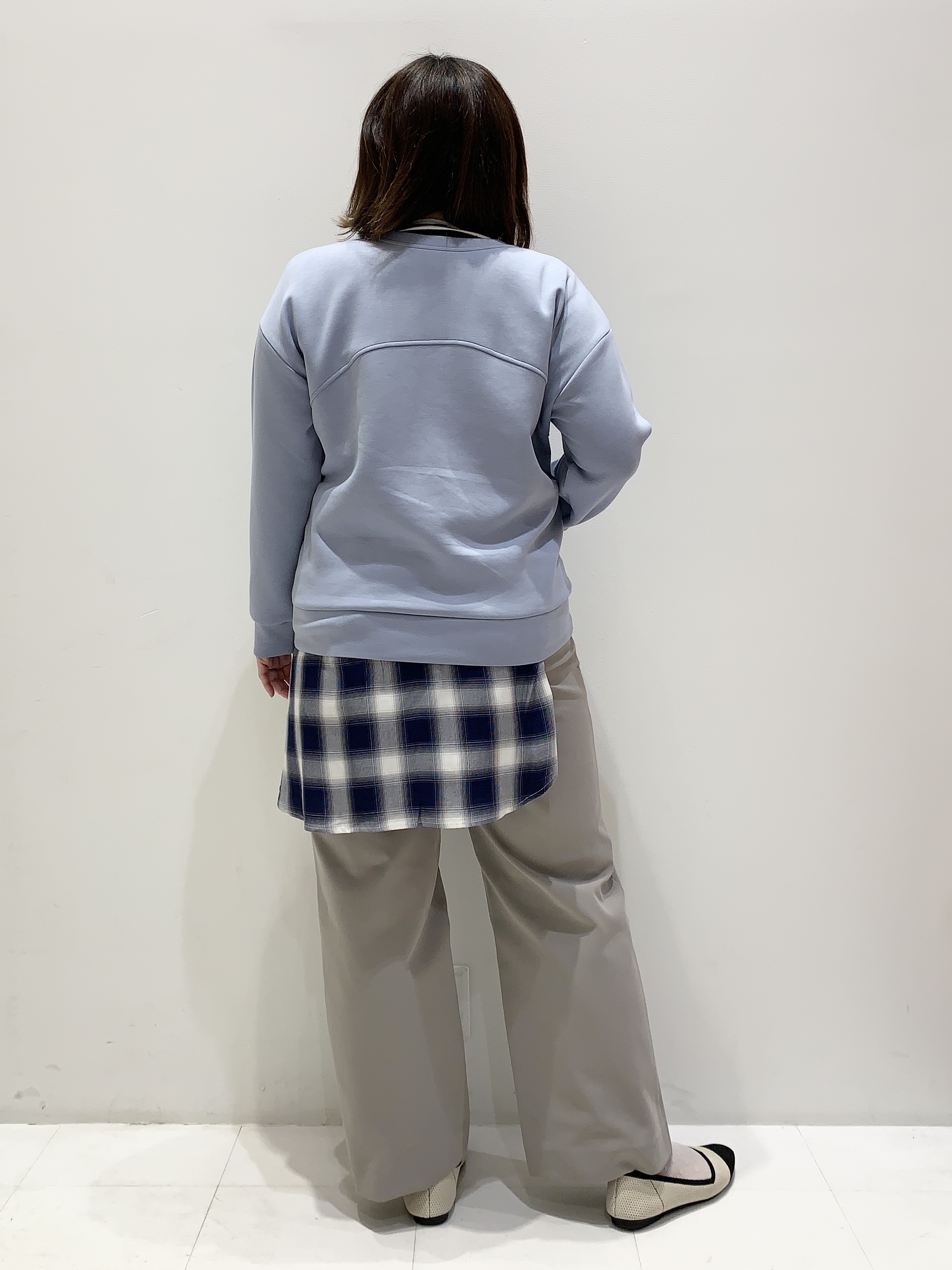 みいちゃんさんの「grove｜2WAYハーフジップスウェット」を使ったコーディネート