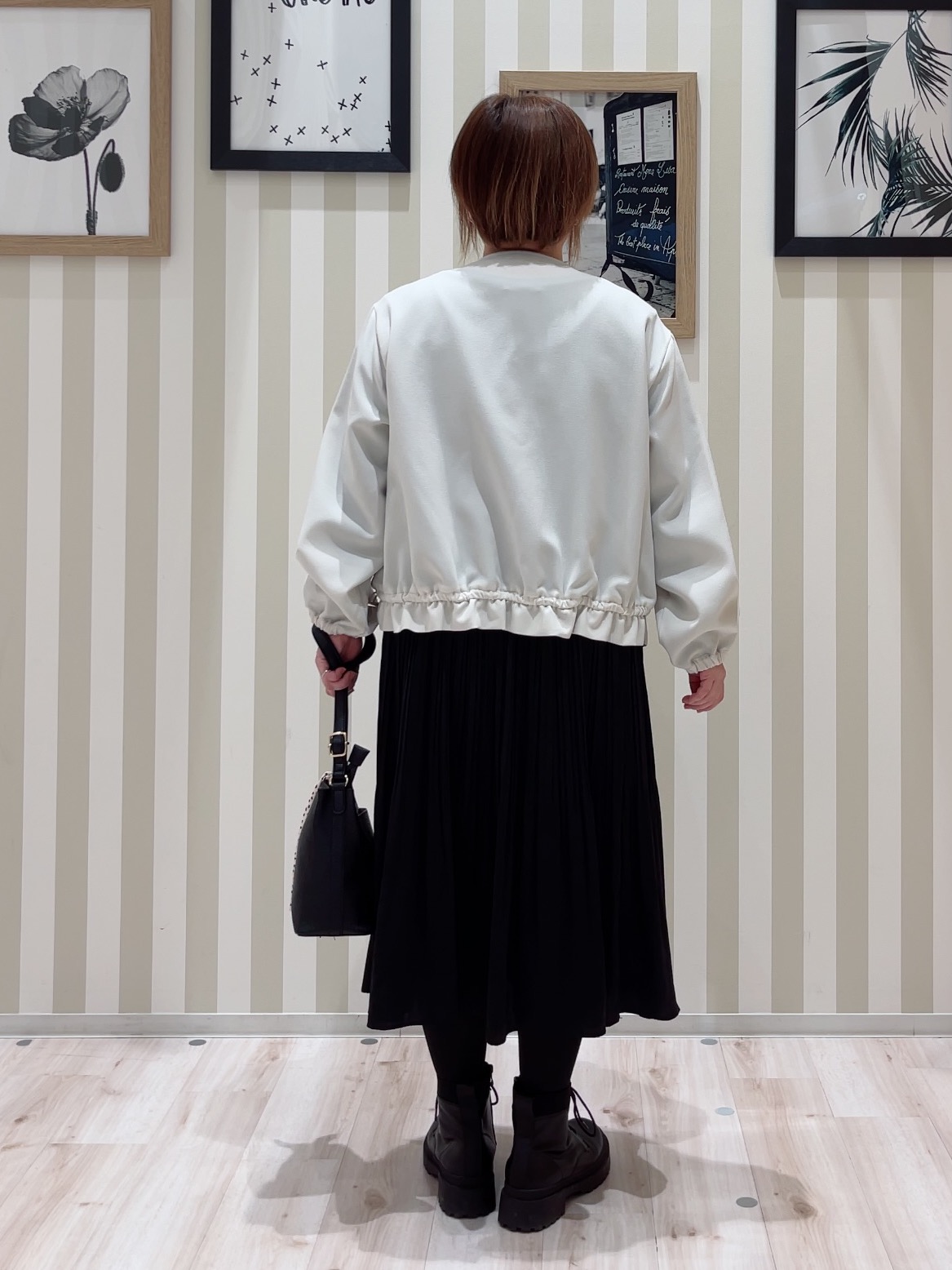 ma_miさんの「SHOO･LA･RUE｜【S-LL】スタイルアップを叶える　大人のドロストブルゾン」を使ったコーディネート