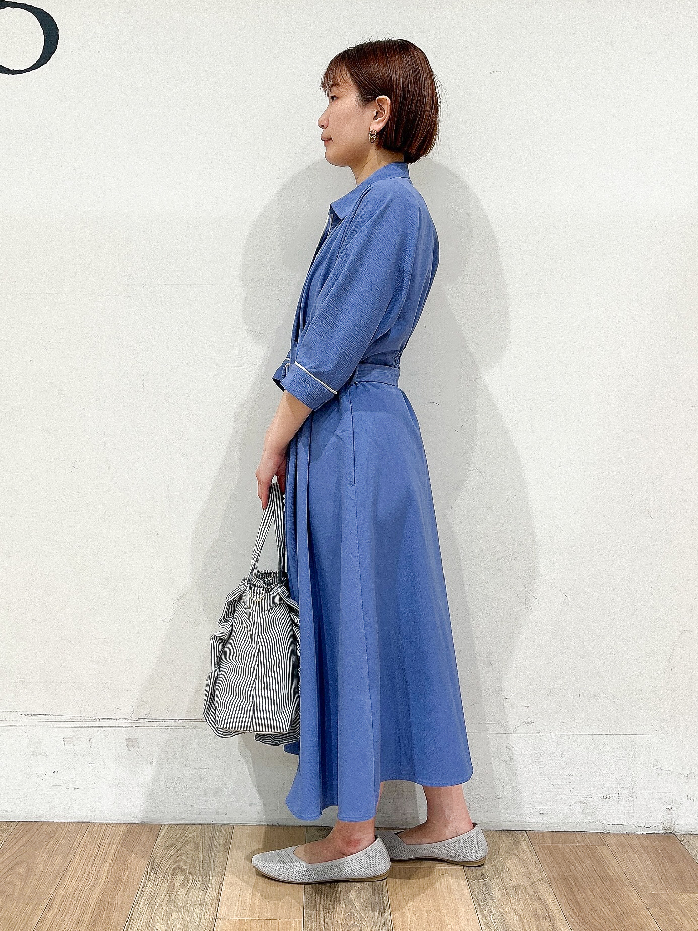 山さんさんの「grove｜【貴島明日香さん着用・美シルエット】ウエストタック配色ワンピース」を使ったコーディネート