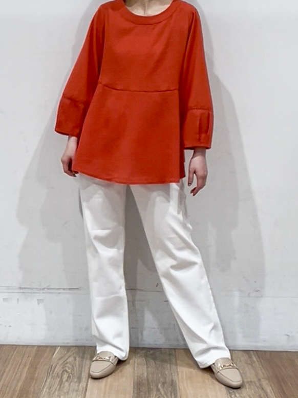 山さんさんの「grove｜【UVカット・体型カバーも叶う】麻調メッシュランタンスリーブブラウス」を使ったコーディネート