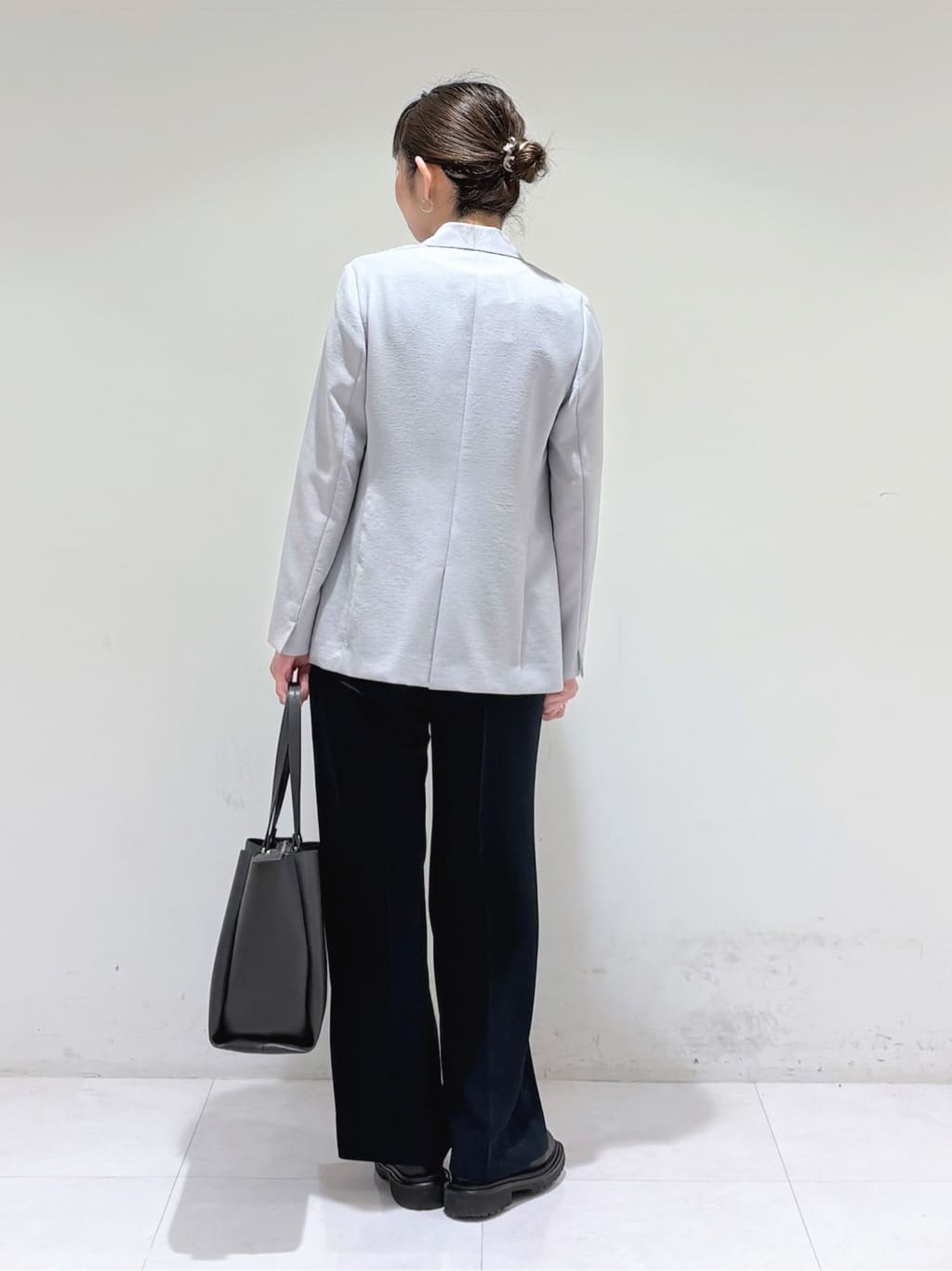 tsuyuさんの「INDIVI｜【洗える／UVケア／麻調】シングルジャケット」を使ったコーディネート