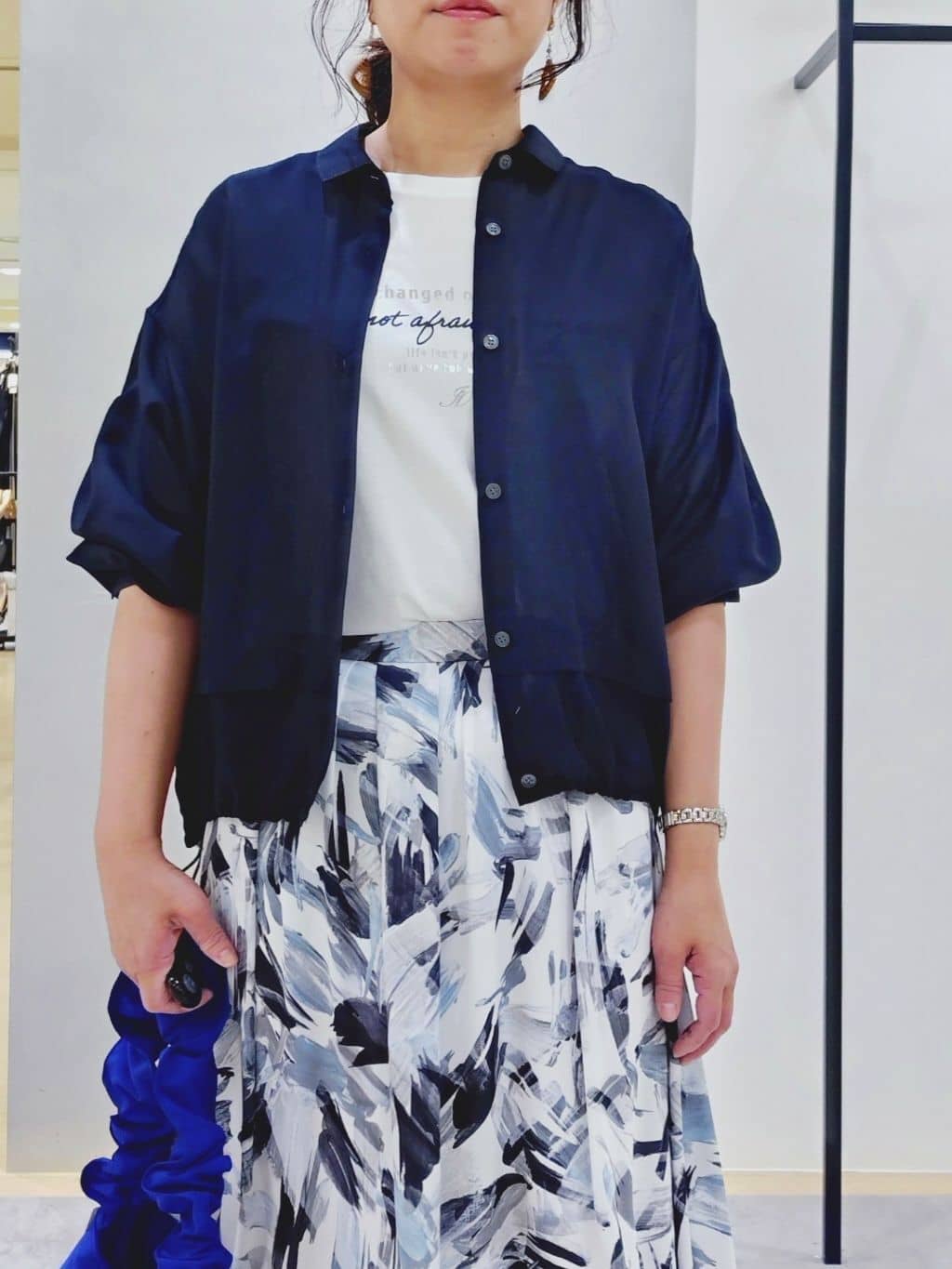 TOMOMIさんの「INDIVI｜【洗える】リーフ柄タックフレアスカート」を使ったコーディネート