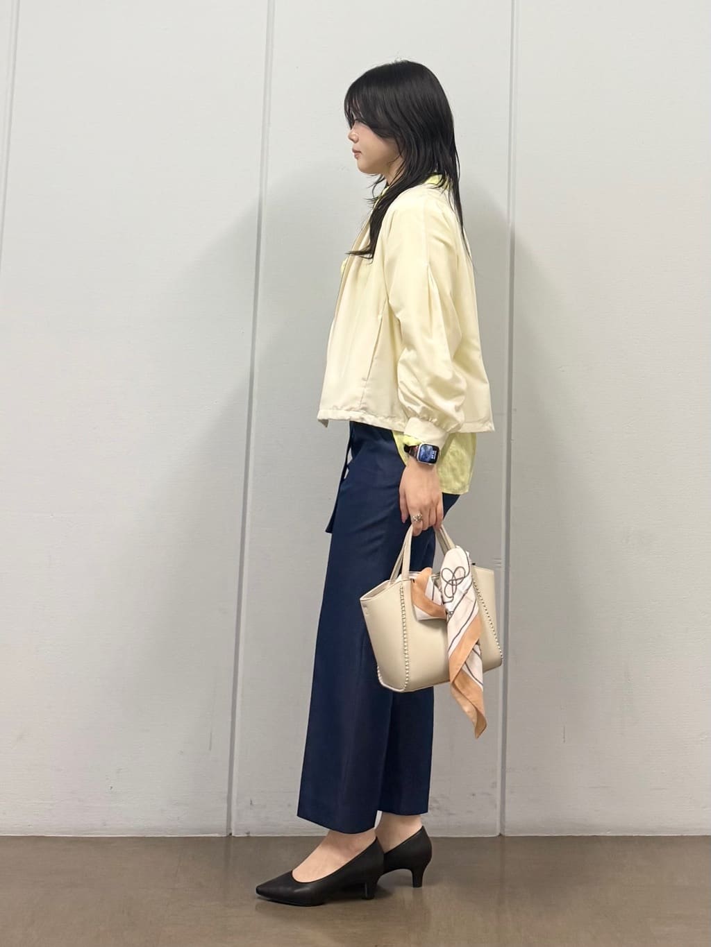 mizukiさんの「INDIVI｜【洗える／大人シアー】エアリー バルーンブルゾン」を使ったコーディネート