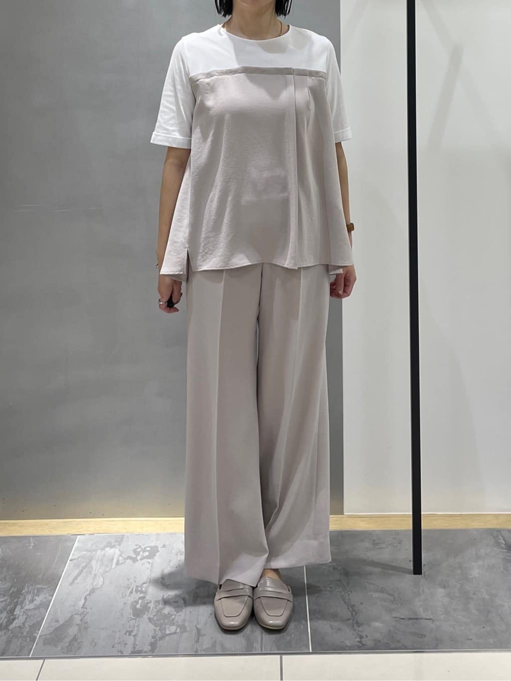 shihoさんの「INDIVI｜【洗える／多機能／SETUP可】着る日傘ダブルジャケット」を使ったコーディネート