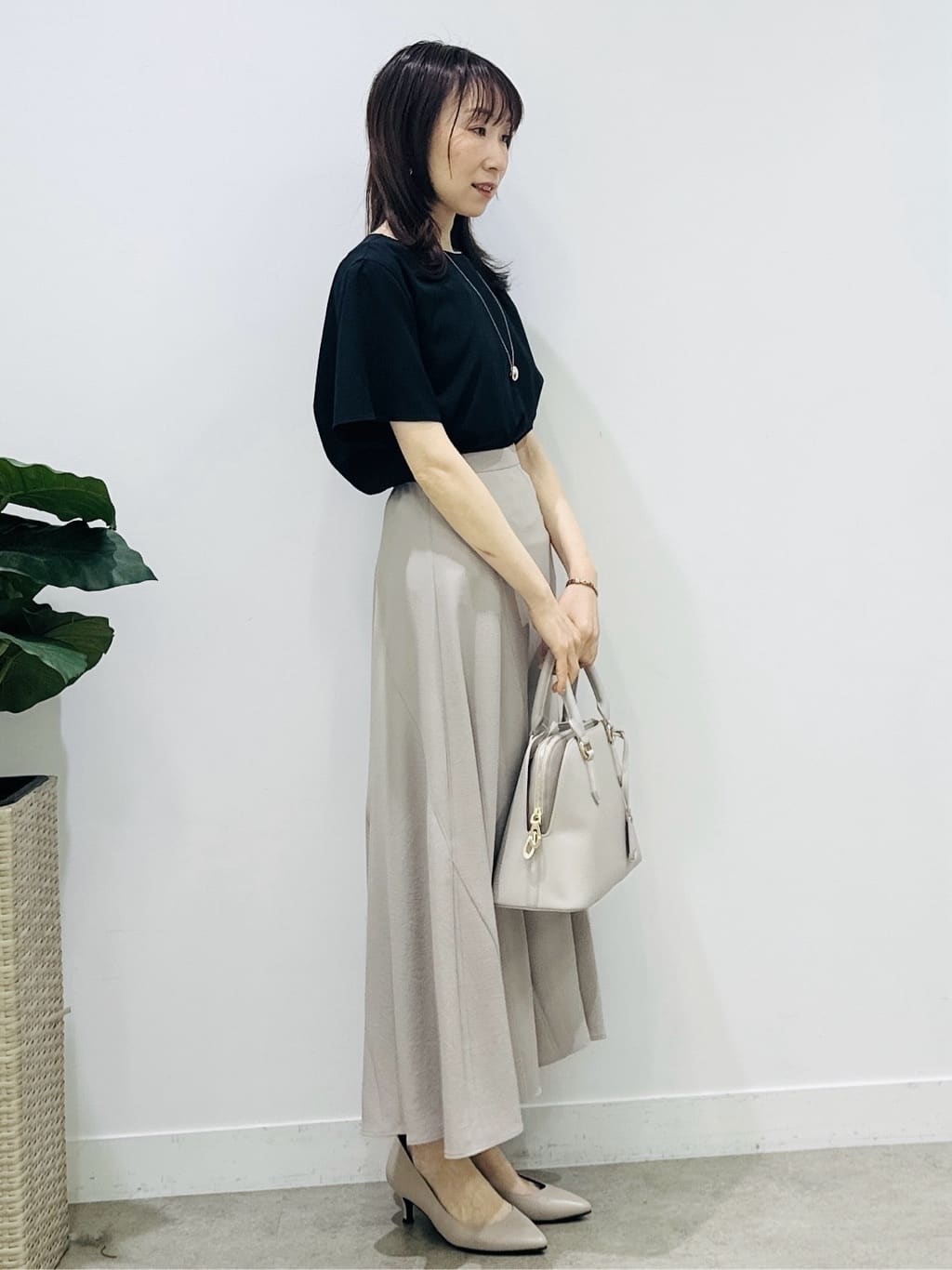 Miwaさんの「UNTITLED｜【洗える/ジャケットインナー】シルキータッチTブラウス」を使ったコーディネート