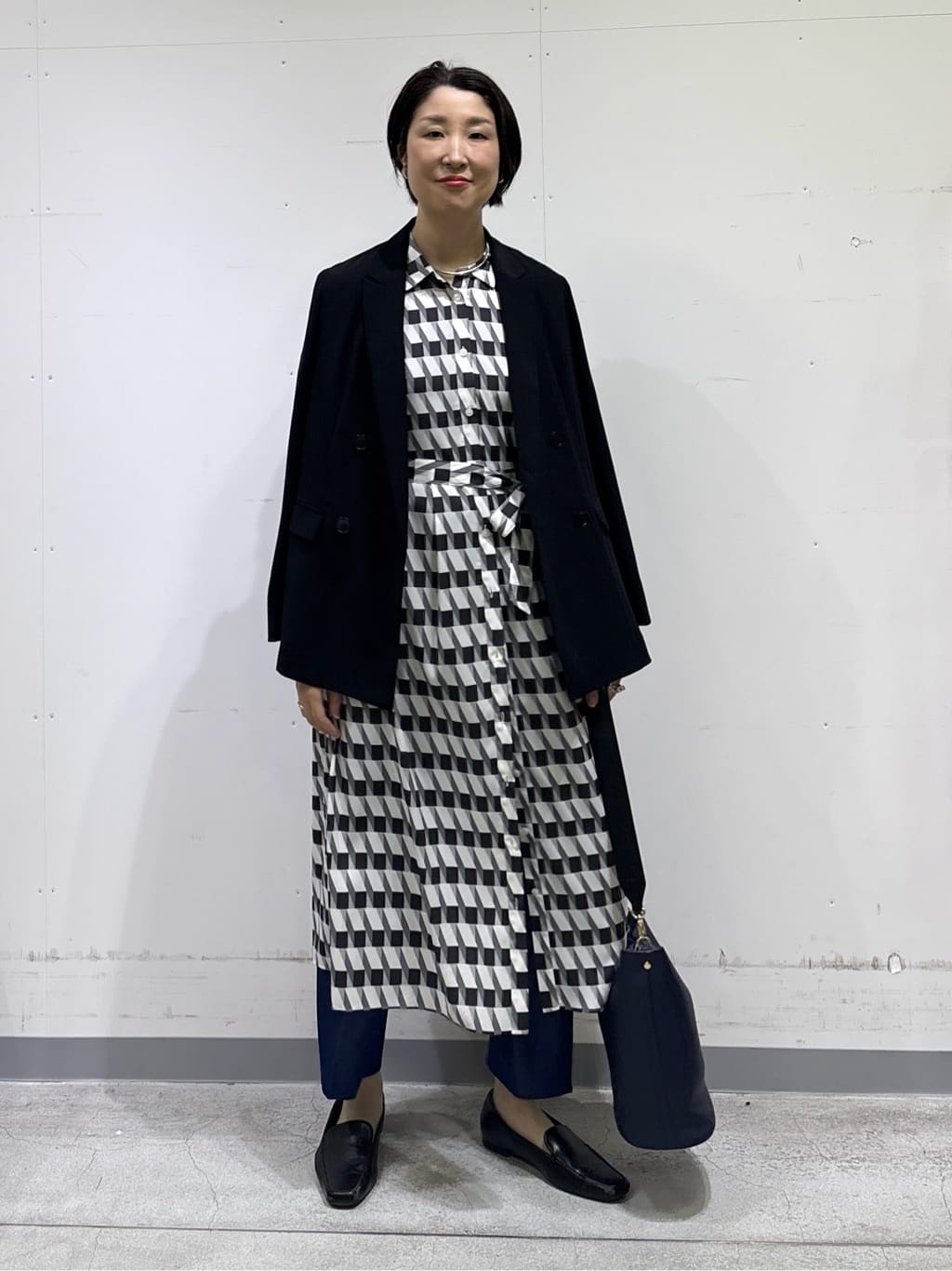 yuriさんの「INDIVI｜【洗える／UVケア／SETUP可能】デニムライク ランタン袖ブラウス」を使ったコーディネート