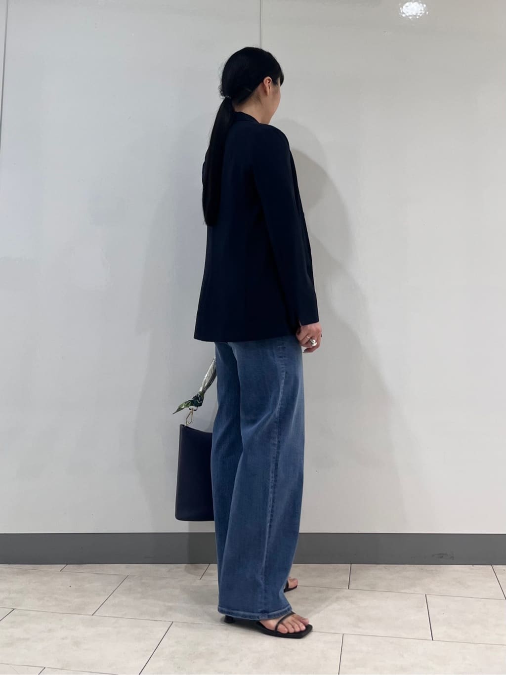 hasuさんの「INDIVI｜【洗える／多機能／SETUP可】着る日傘ダブルジャケット」を使ったコーディネート