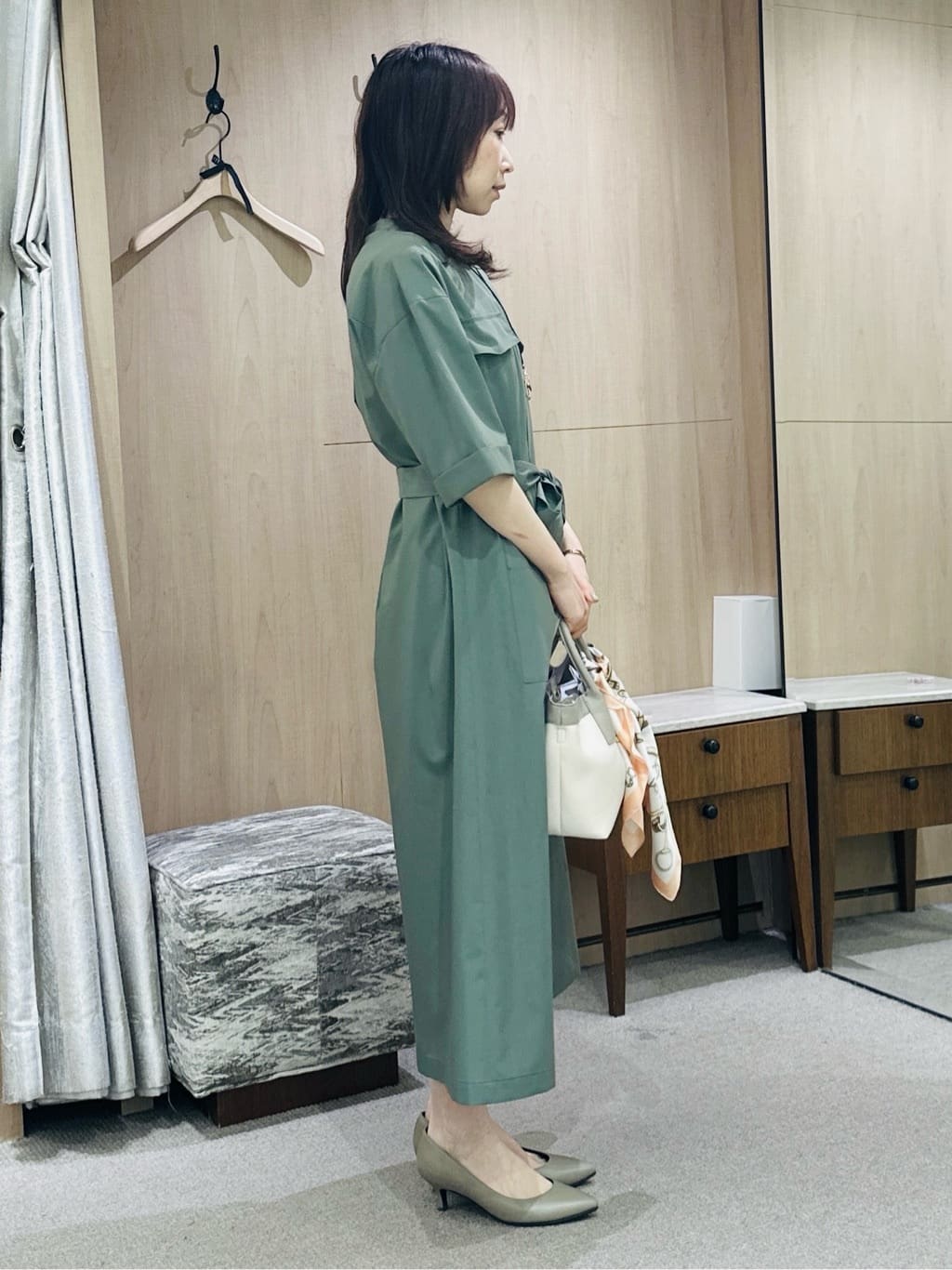 Miwaさんの「UNTITLED｜【洗える/前開きボタン】シャンブレーシャツワンピース」を使ったコーディネート