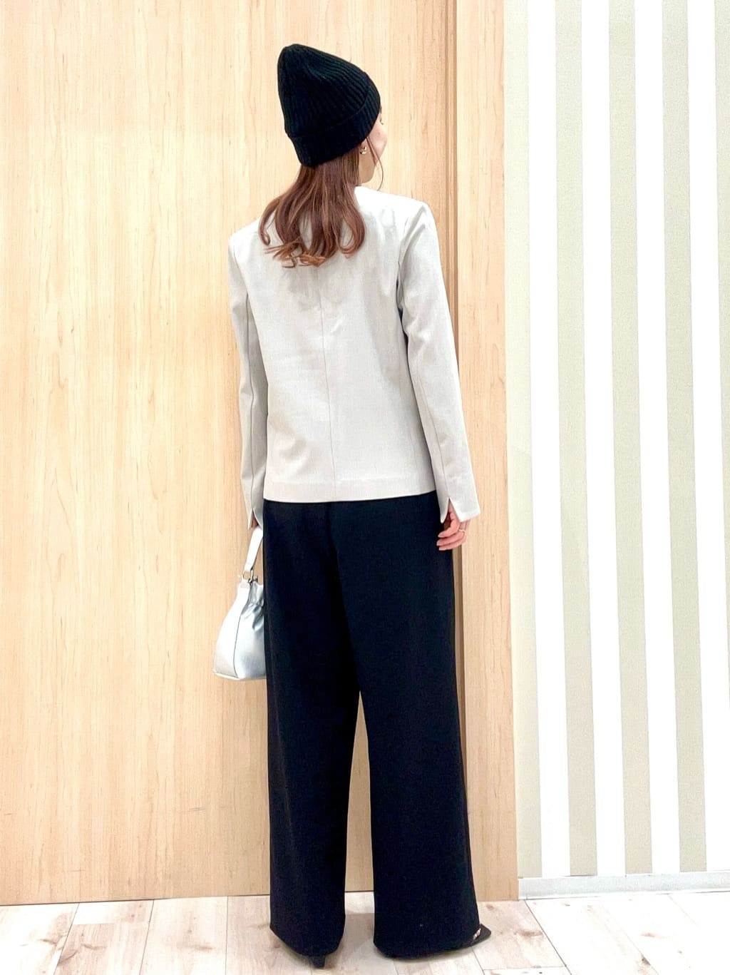 ririさんの「SHOO･LA･RUE｜【洗濯機可/UV/SS-3L】すっきり好印象 ノーカラージャケット」を使ったコーディネート
