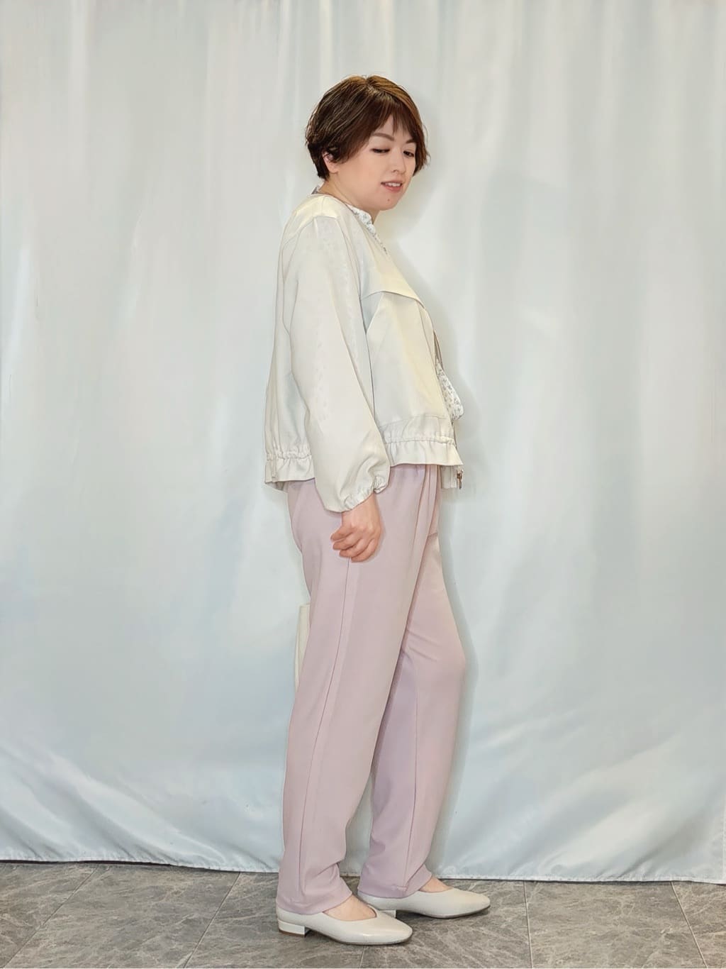 たみさんの「SHOO･LA･RUE｜【S-LL】スタイルアップを叶える　大人のドロストブルゾン」を使ったコーディネート