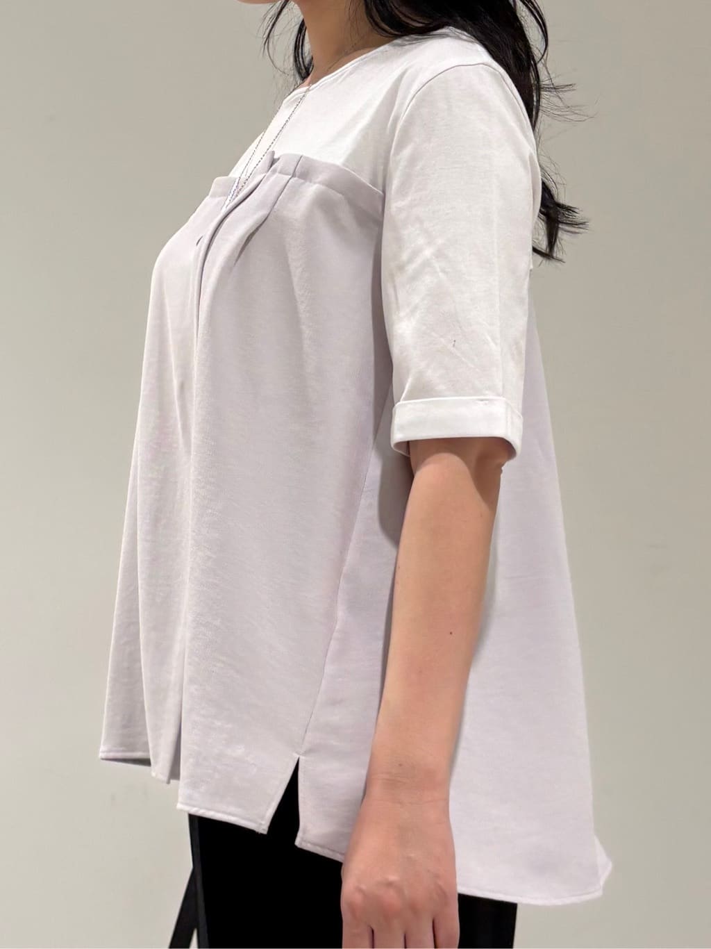 momokoさんの「INDIVI｜【着る日傘／SETUP可能】ビスチェレイヤード風トップス」を使ったコーディネート