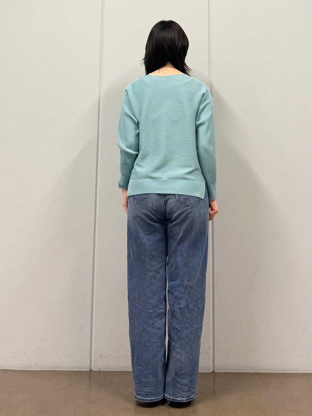 mizukiさんの「INDIVI｜【軽量】ブークレジャケット ニットカーディガン」を使ったコーディネート