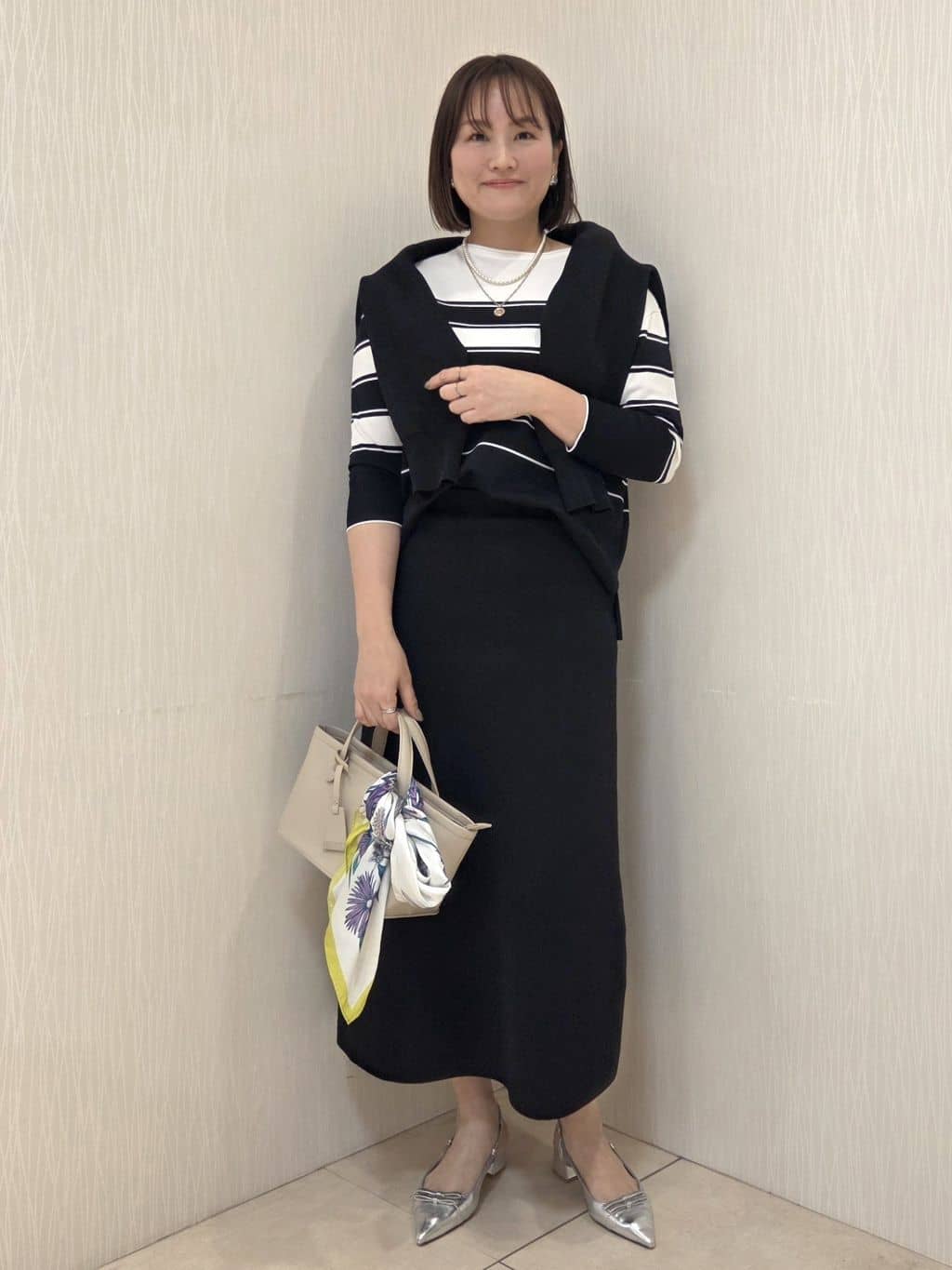 naokoさんの「UNTITLED｜【軽羽織り/セットアップ可】ジップアップニットカーディガン」を使ったコーディネート