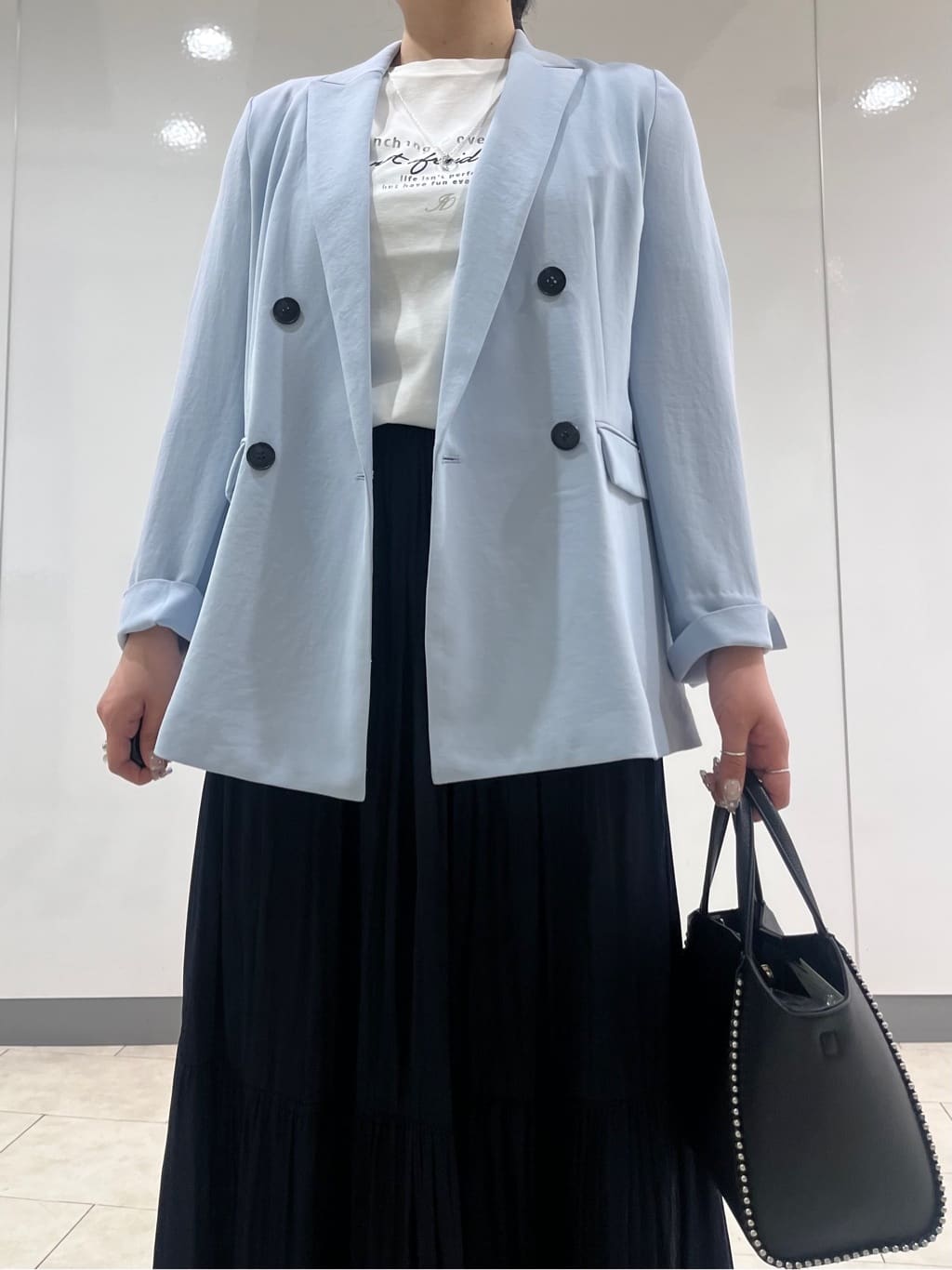 hasuさんの「INDIVI｜【洗える／多機能／SETUP可】着る日傘ダブルジャケット」を使ったコーディネート