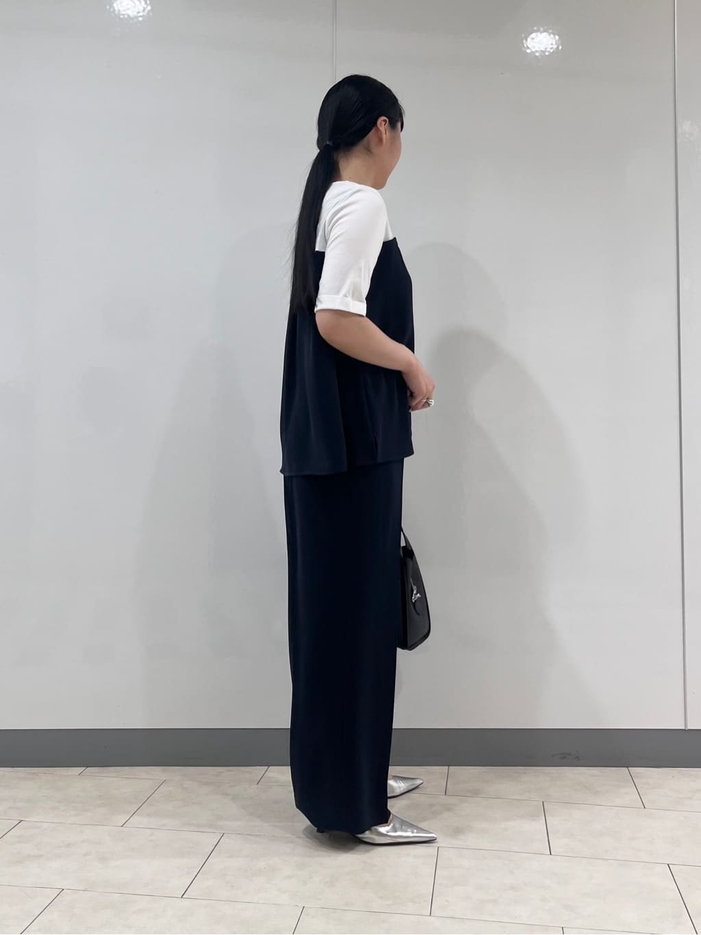 hasuさんの「INDIVI｜【洗える／多機能／SETUP可】着る日傘ダブルジャケット」を使ったコーディネート