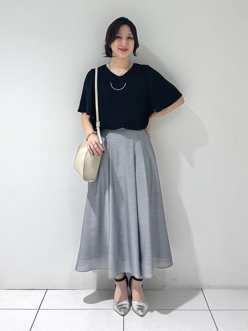 そんさんの「INDIVI｜【着る日傘】シフォンドッキングブラウス」を使ったコーディネート