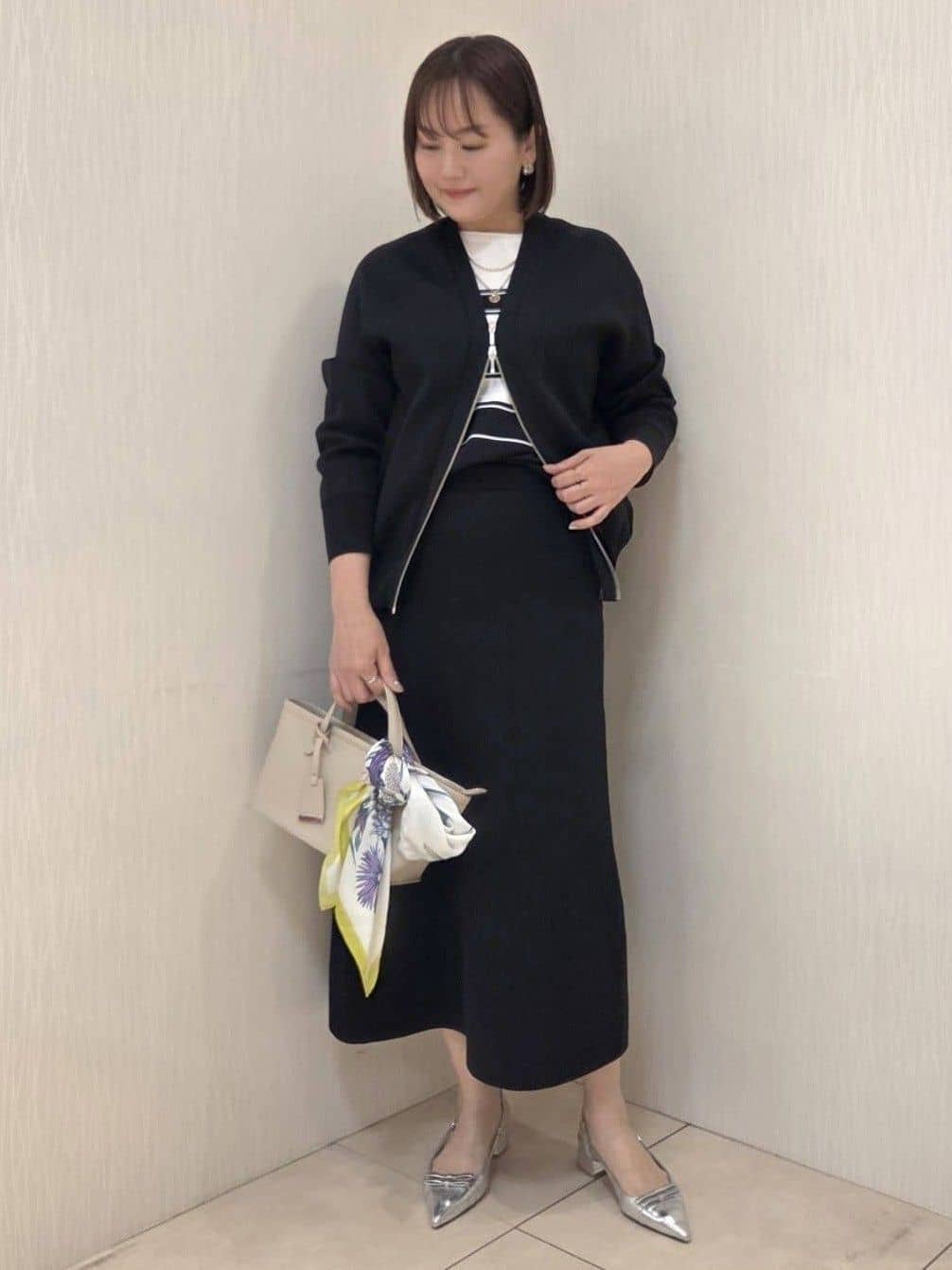naokoさんの「UNTITLED｜【軽羽織り/セットアップ可】ジップアップニットカーディガン」を使ったコーディネート