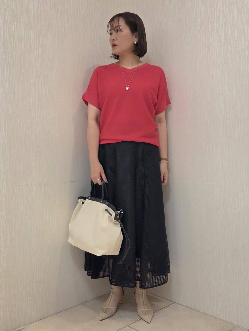 naokoさんの「UNTITLED｜【11色展開/体型カバー】前後2WAYフレンチスリーブニット」を使ったコーディネート