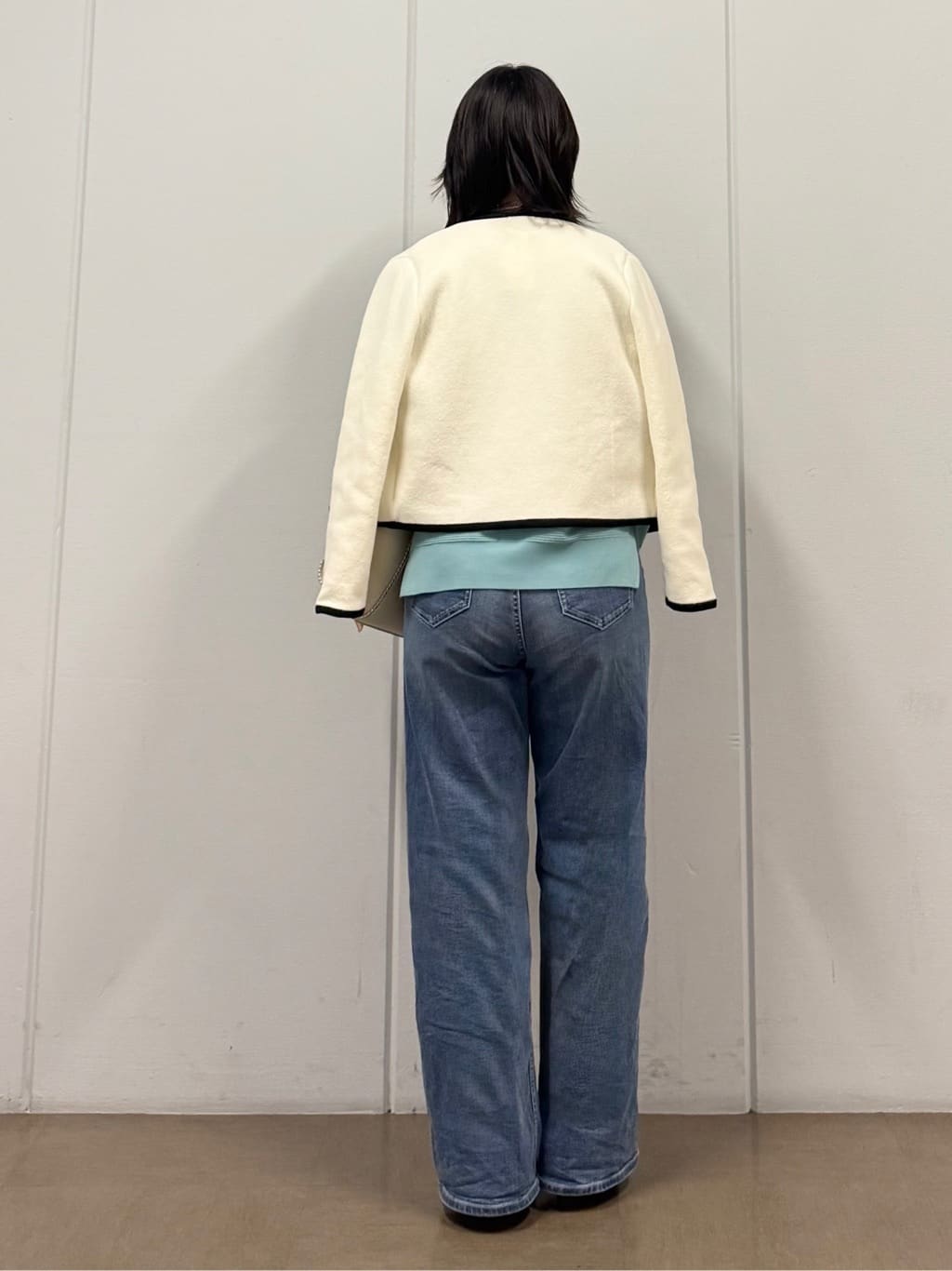 mizukiさんの「INDIVI｜【軽量】ブークレジャケット ニットカーディガン」を使ったコーディネート