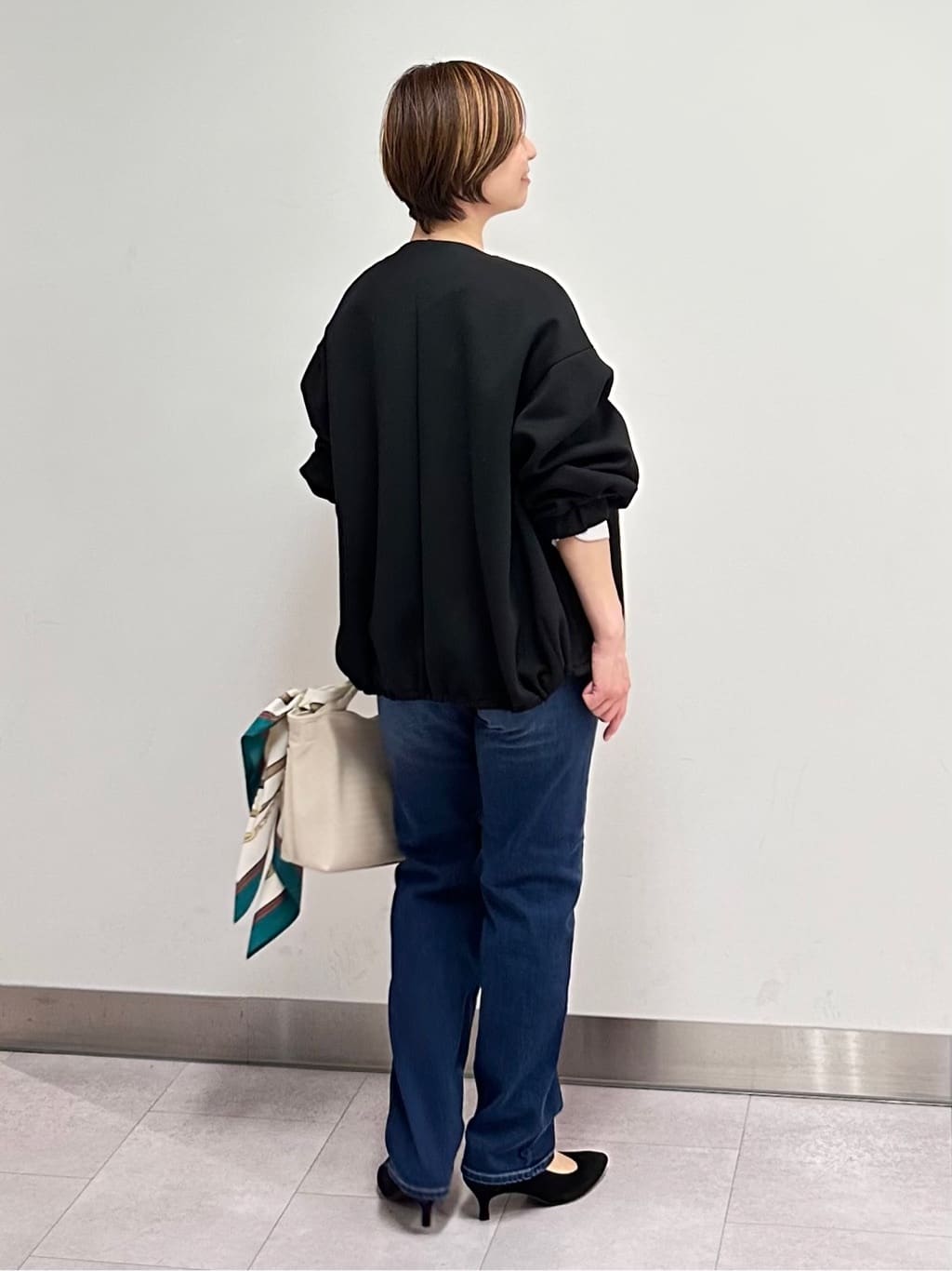 みなこさんの「UNTITLED｜【定番人気/はっ水/洗える】タスランショートトレンチコート」を使ったコーディネート